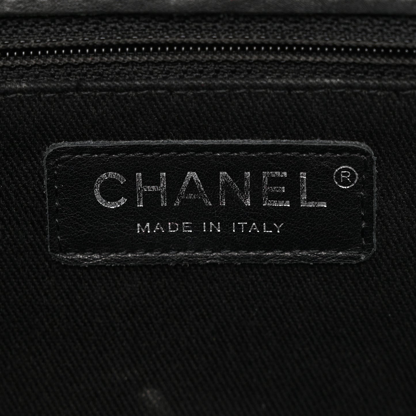 Calfskin Quilted Large Hamptons Flap Black