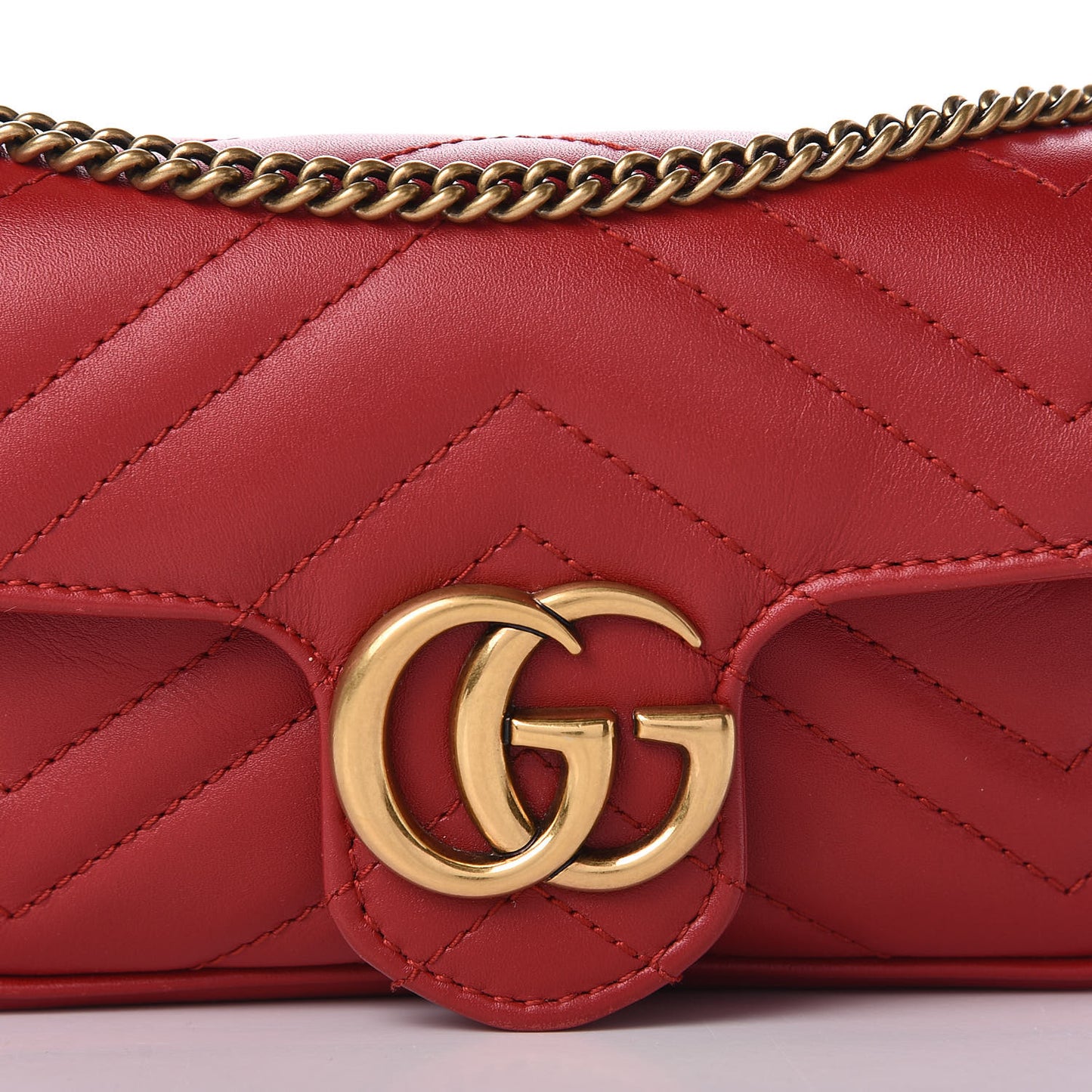 Calfskin Matelasse Super Mini GG Marmont Shoulder Bag Hibiscus Red