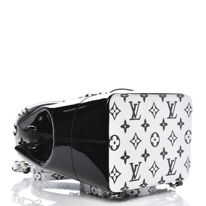 Louis Vuitton Patent Monogram Hot Springs Backpack Black White 3 of 6