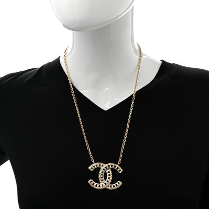 Chanel Crystal Textured CC Necklace Gold 2 of 7