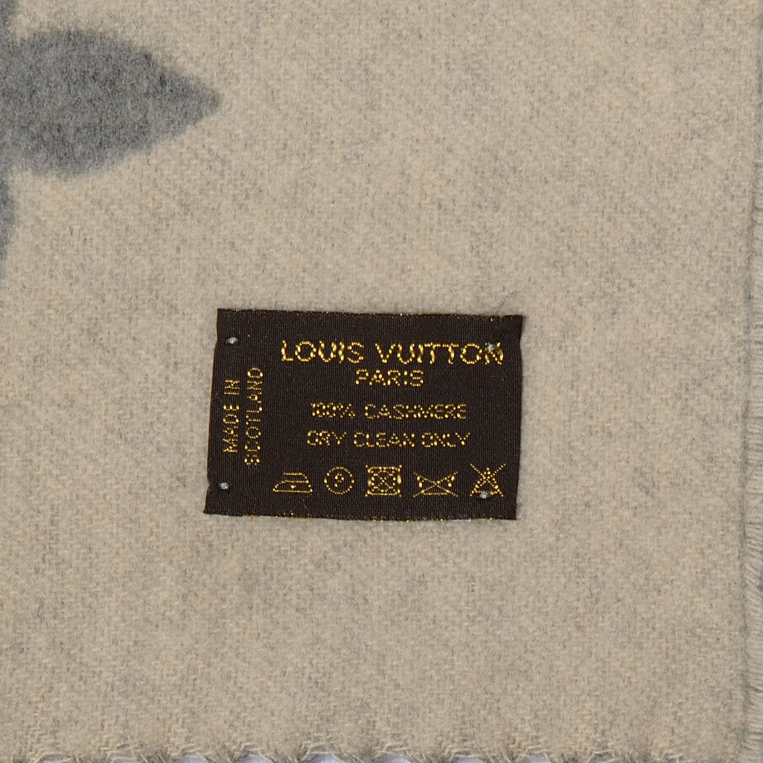 Louis Vuitton Cashmere Monogram Reykjavik Scarf 4 of 5