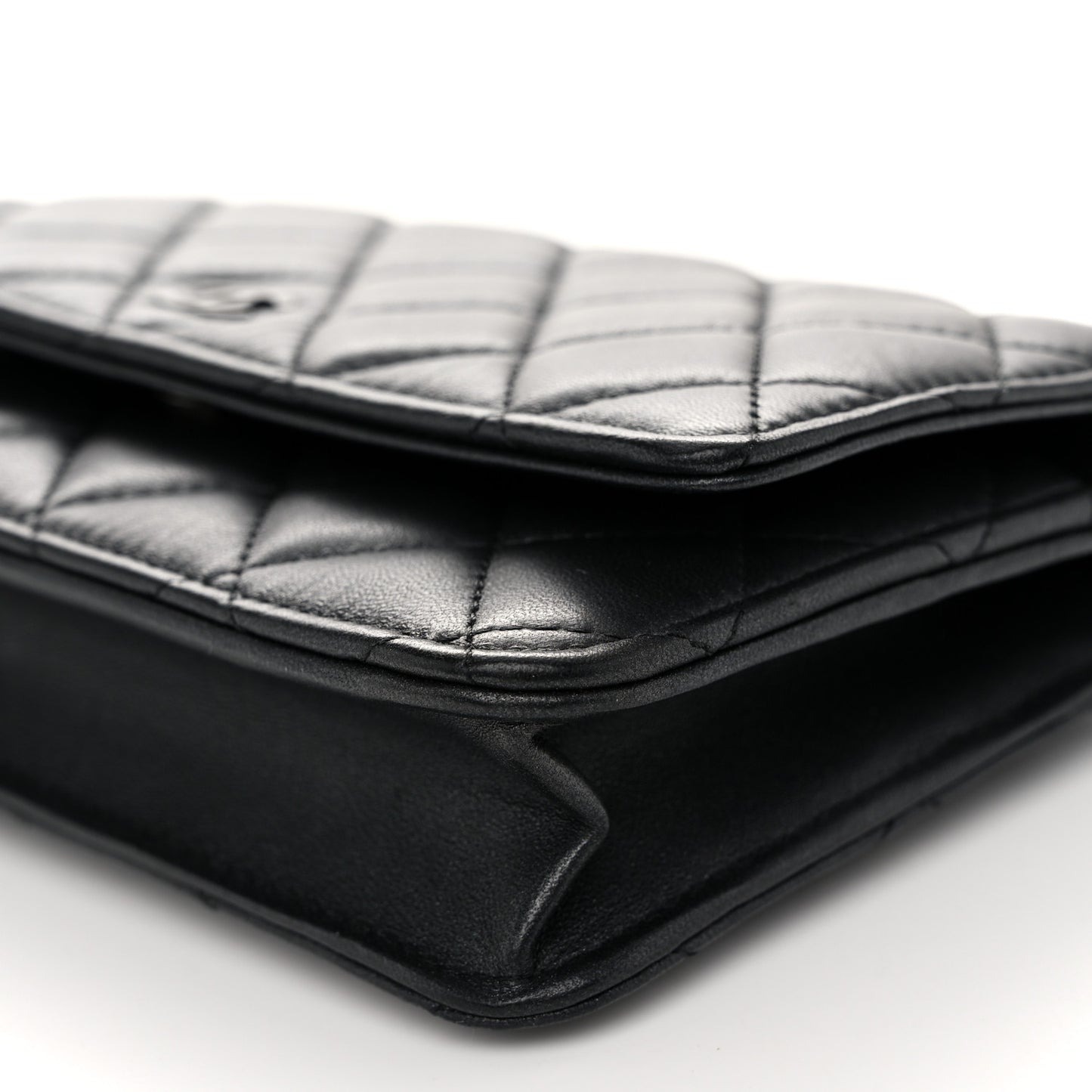 Lambskin Quilted Wallet On Chain WOC So Black
