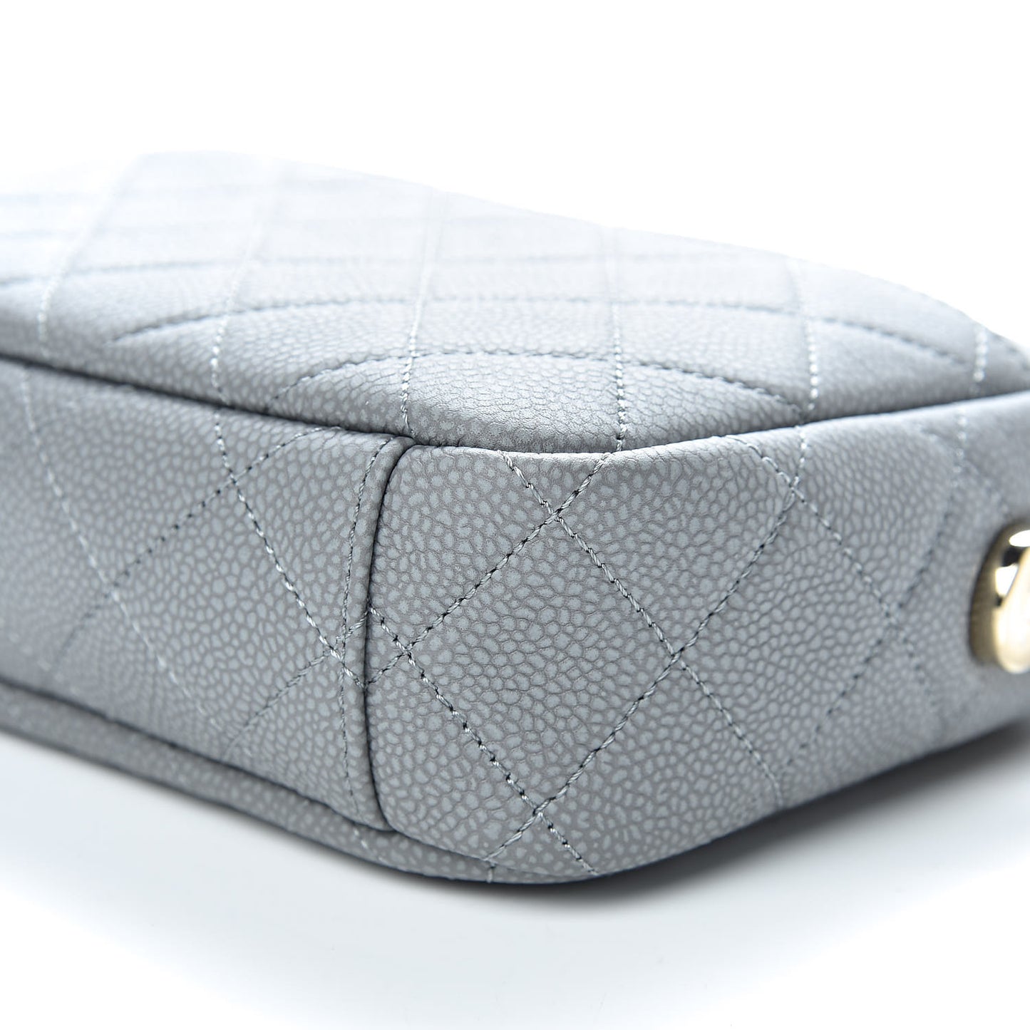 Iridescent Caviar Flat Quilted Small Coco Tassel Camera Case Grey