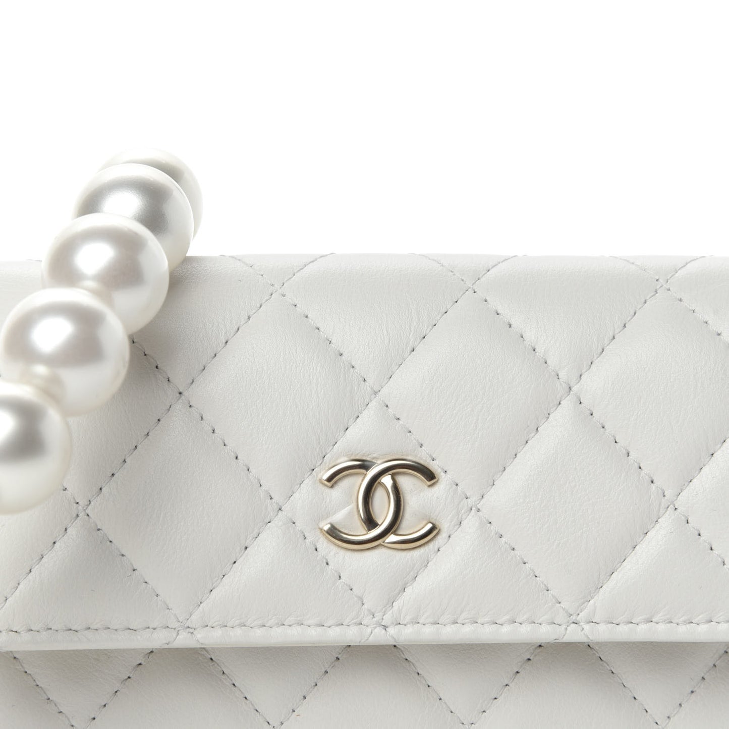 Calfskin Quilted Maxi Pearls Clutch With Chain White