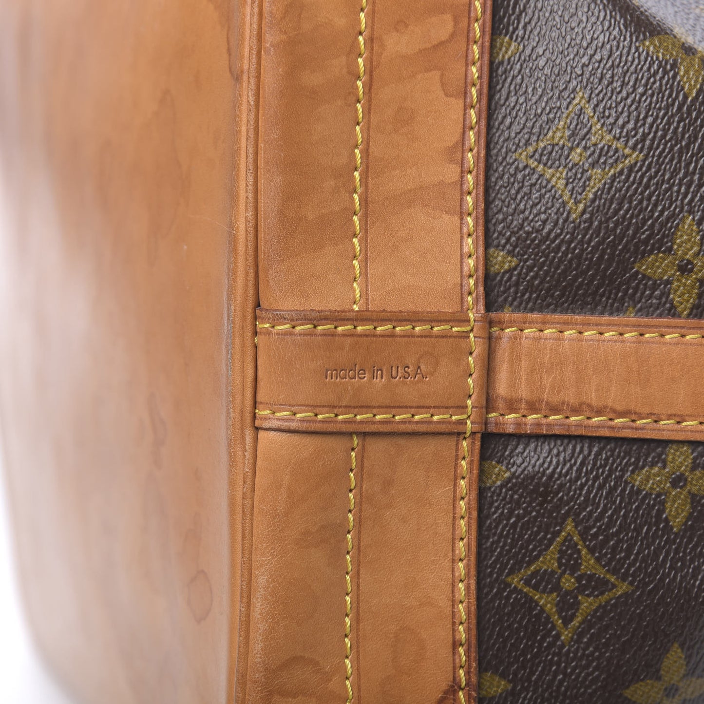 Monogram Noe