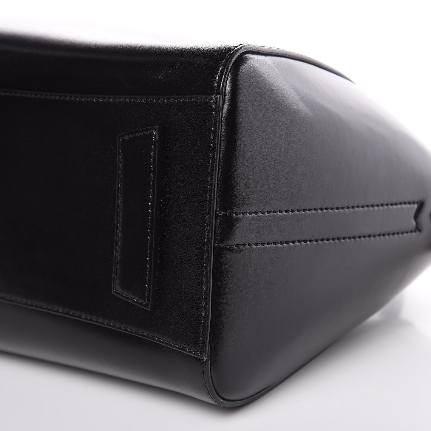Shiny Lord Calfskin Small Antigona Black