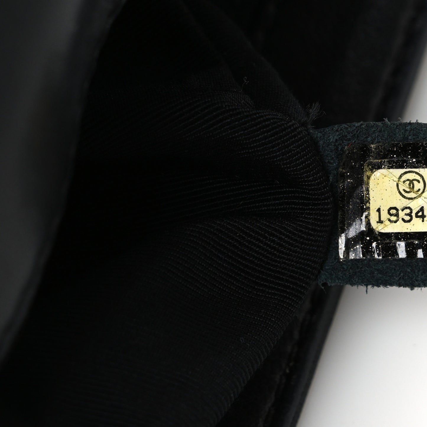 Lambskin Perforated Quilted New Medium Boy Flap Black