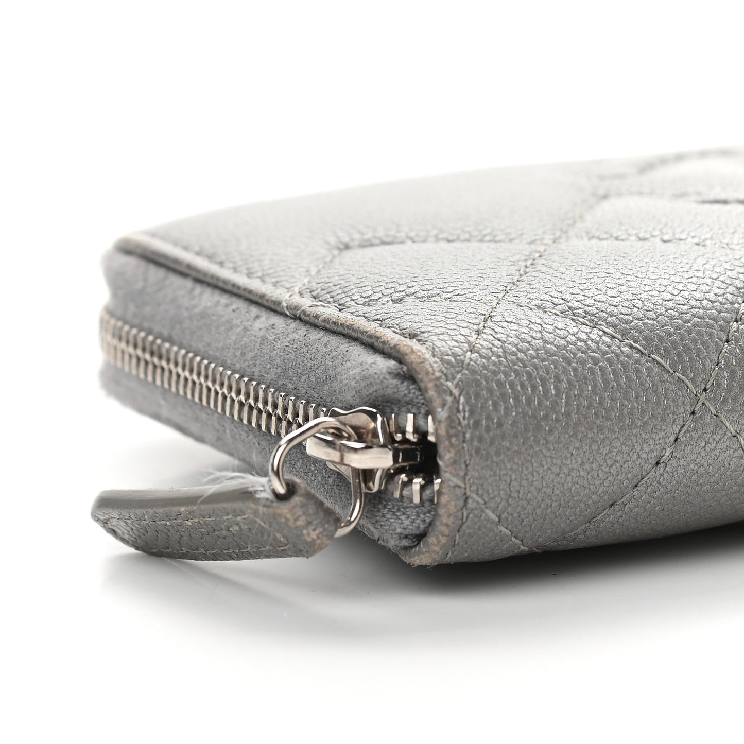 Metallic Caviar Quilted Medium Maxi CC Zip Around Wallet Grey