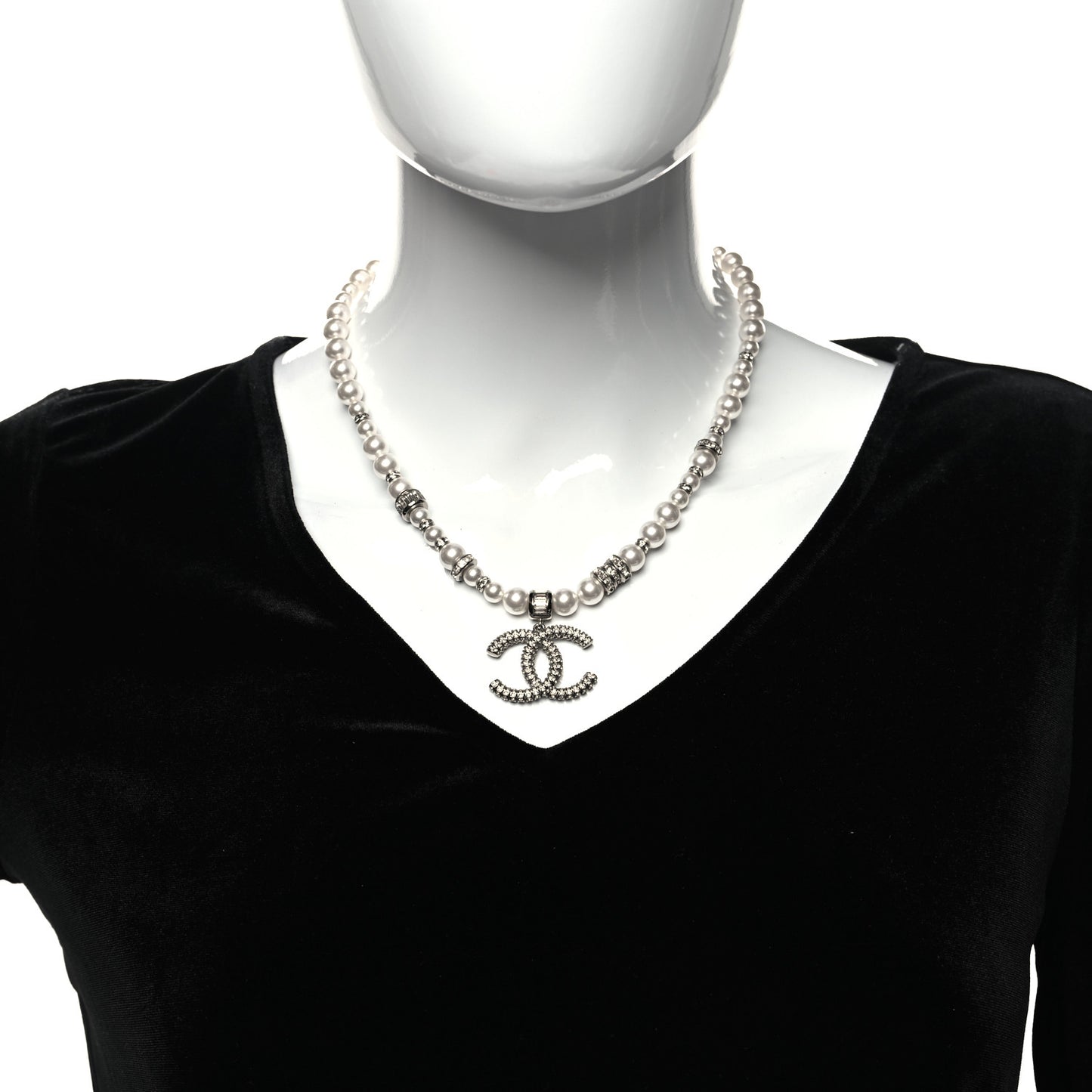 Baguette Crystal Pearl CC Choker Necklace Silver