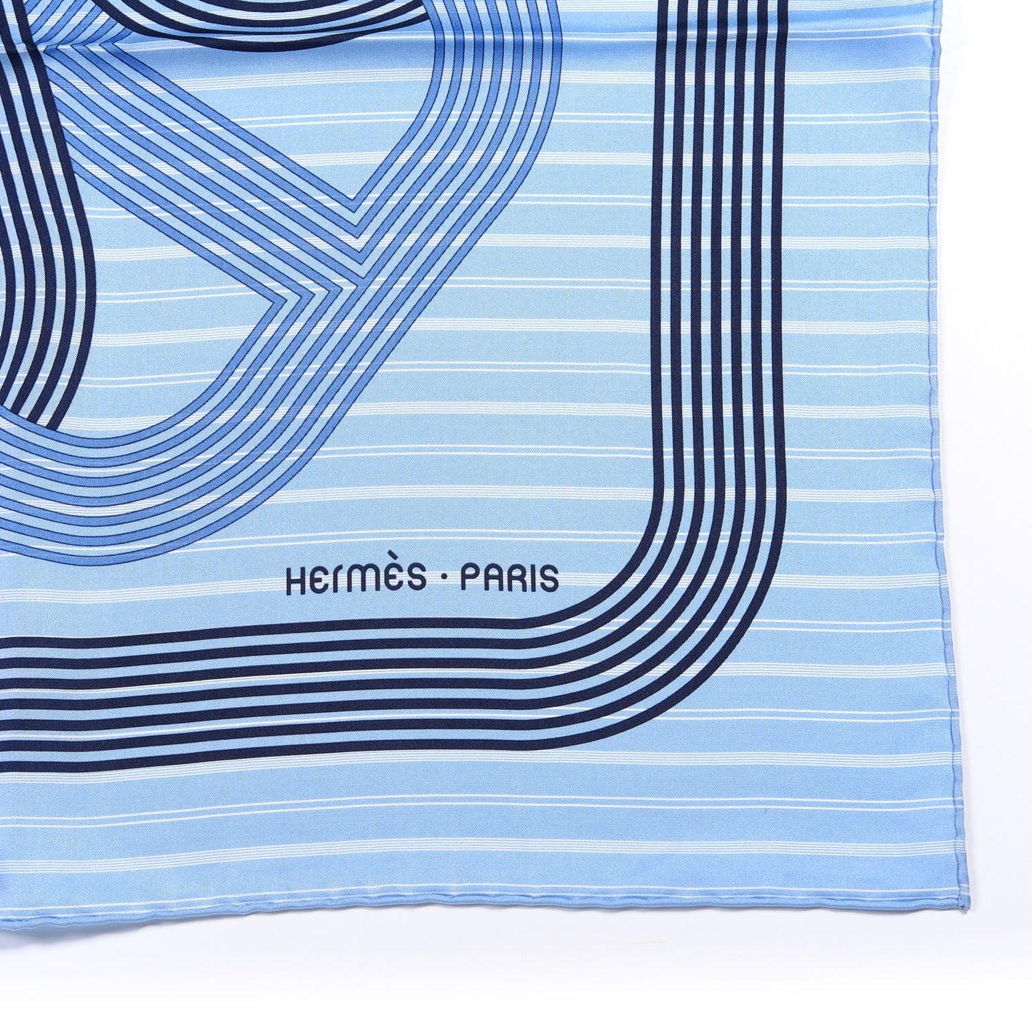 Silk Circuit 24 Faubourg Chemise Scarf 90 Bleu Ciel Marine
