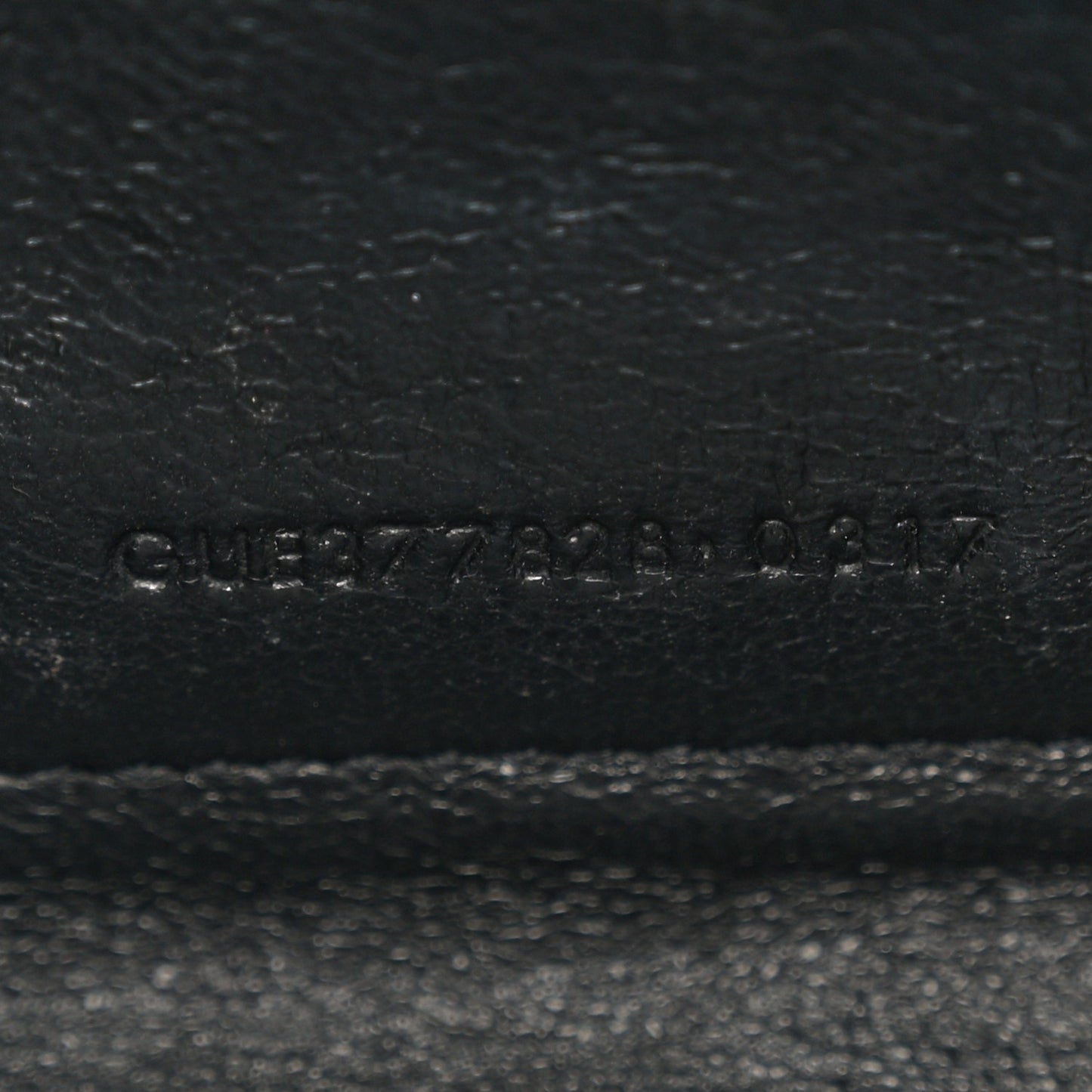 Grain De Poudre Matelasse Chevron Monogram Monochrome Chain Wallet Black