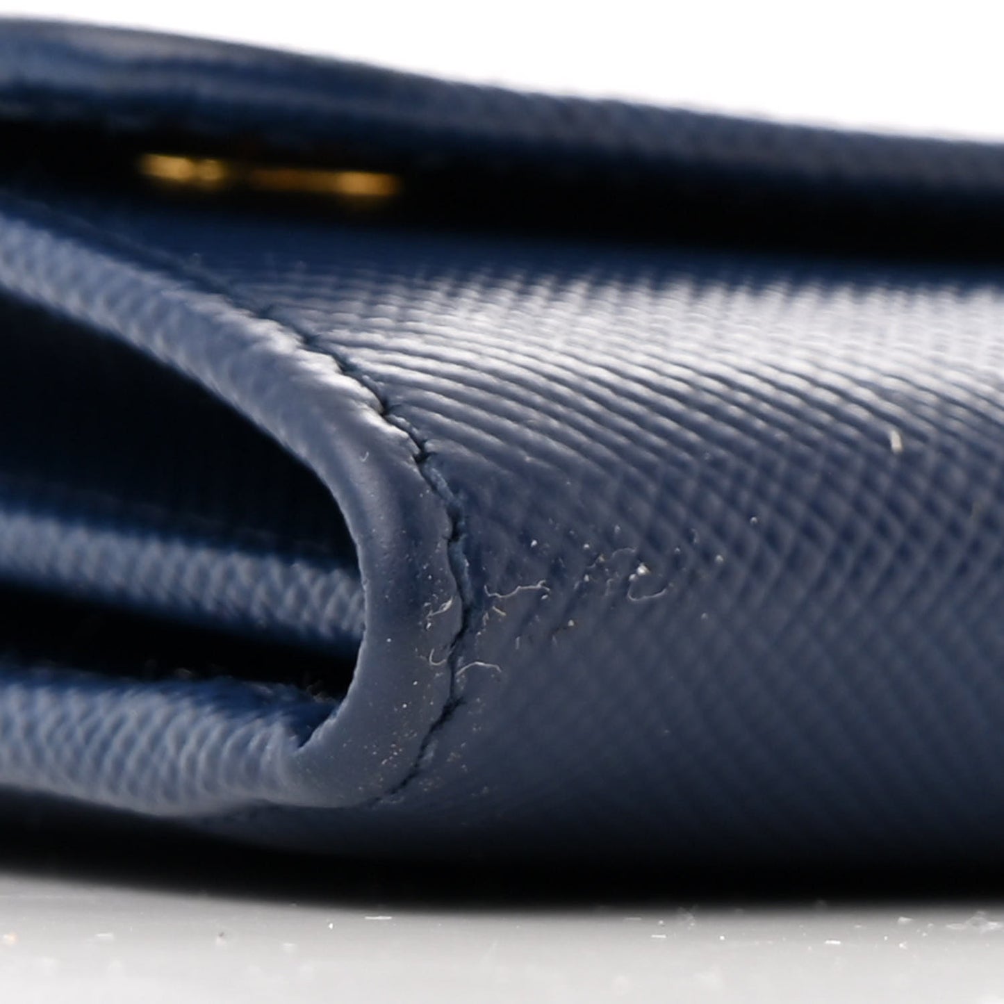 Saffiano Metal Oro Chain Wallet Bleuette