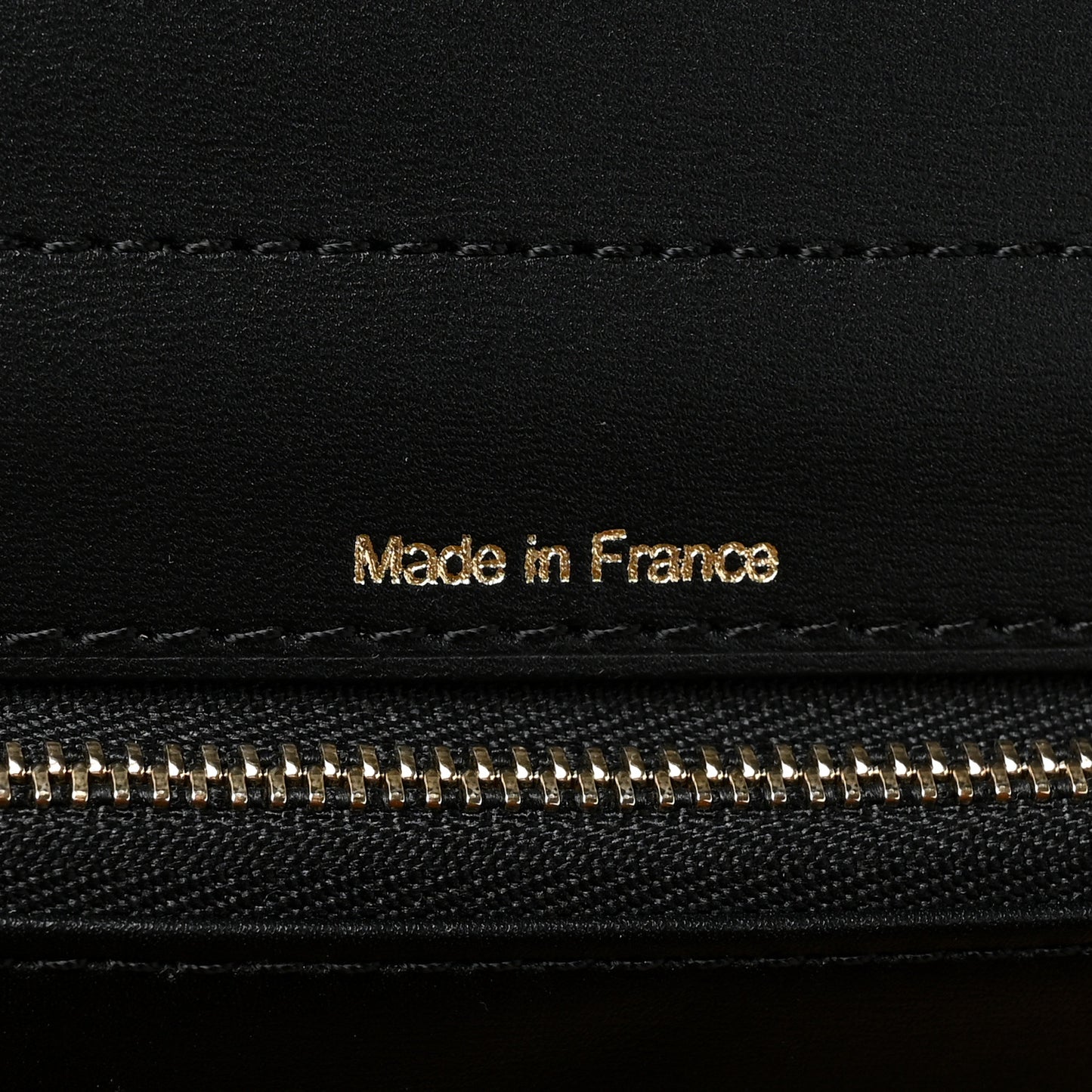 Box Calfskin MM Brillant Satchel Black
