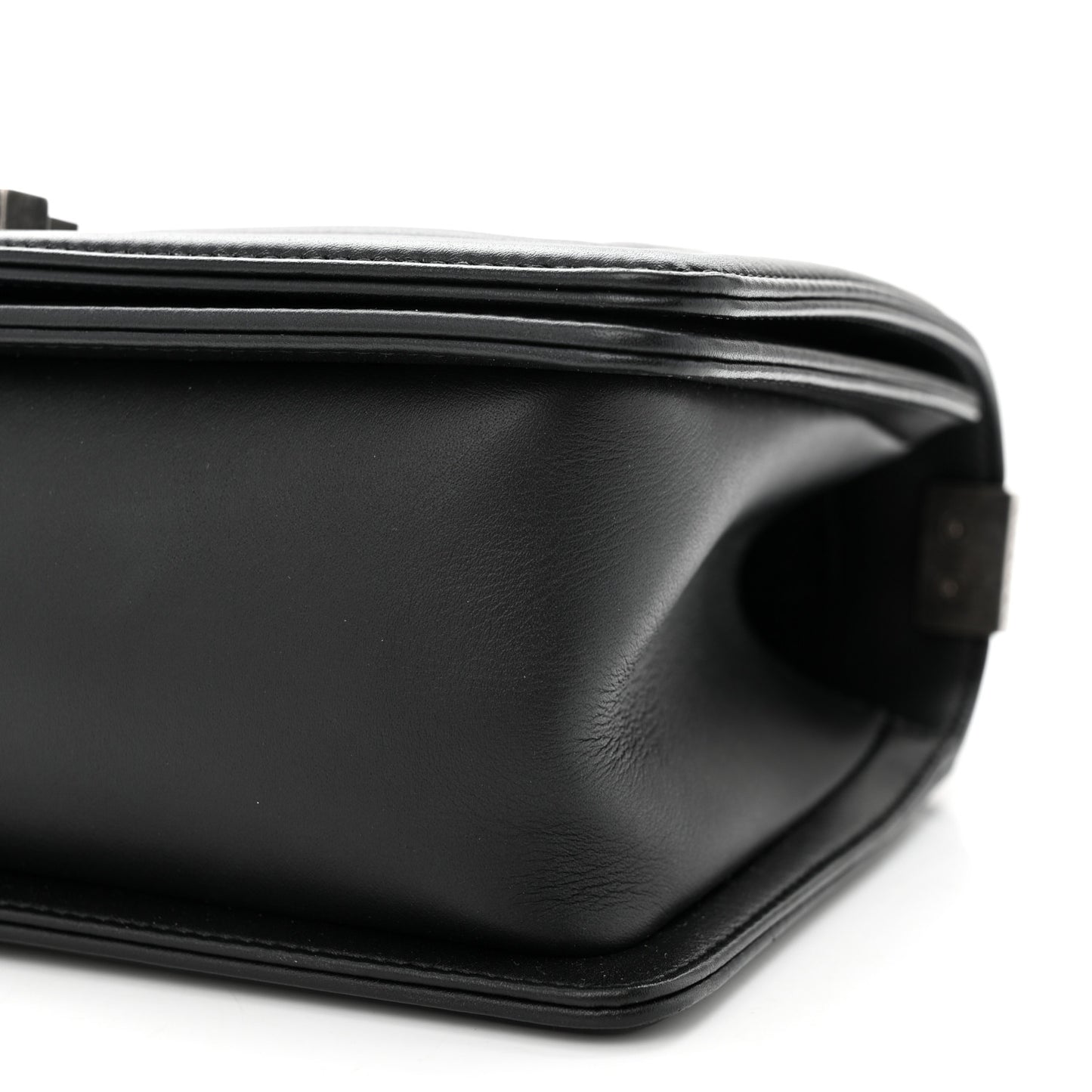 Calfskin Quilted Medium Boy Flap Black