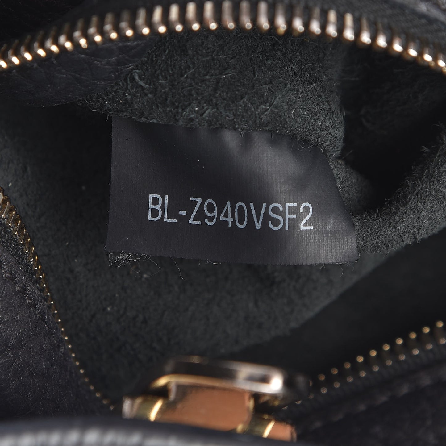 Pebbled Calfskin Small Rockstud Flip-Lock Messenger Bag Black