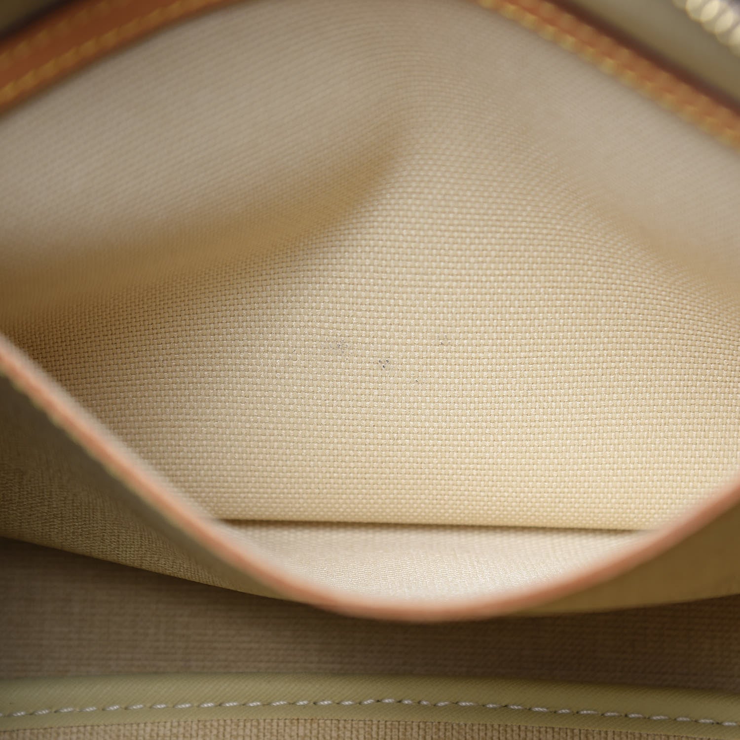 Louis Vuitton Monogram Reporter PM 15 of 21