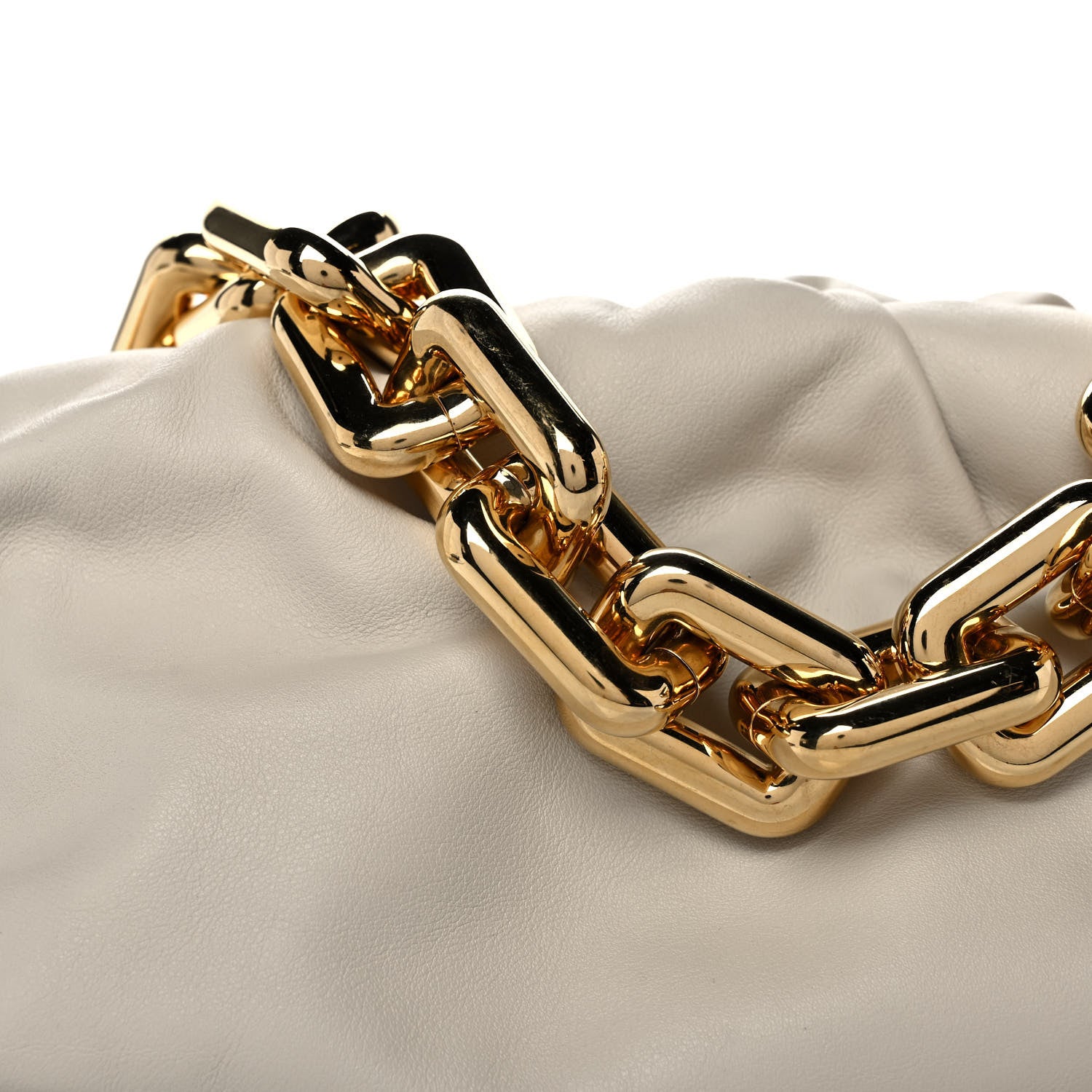 Bottega Veneta Calfskin The Pouch Chain Plaster 8 of 11