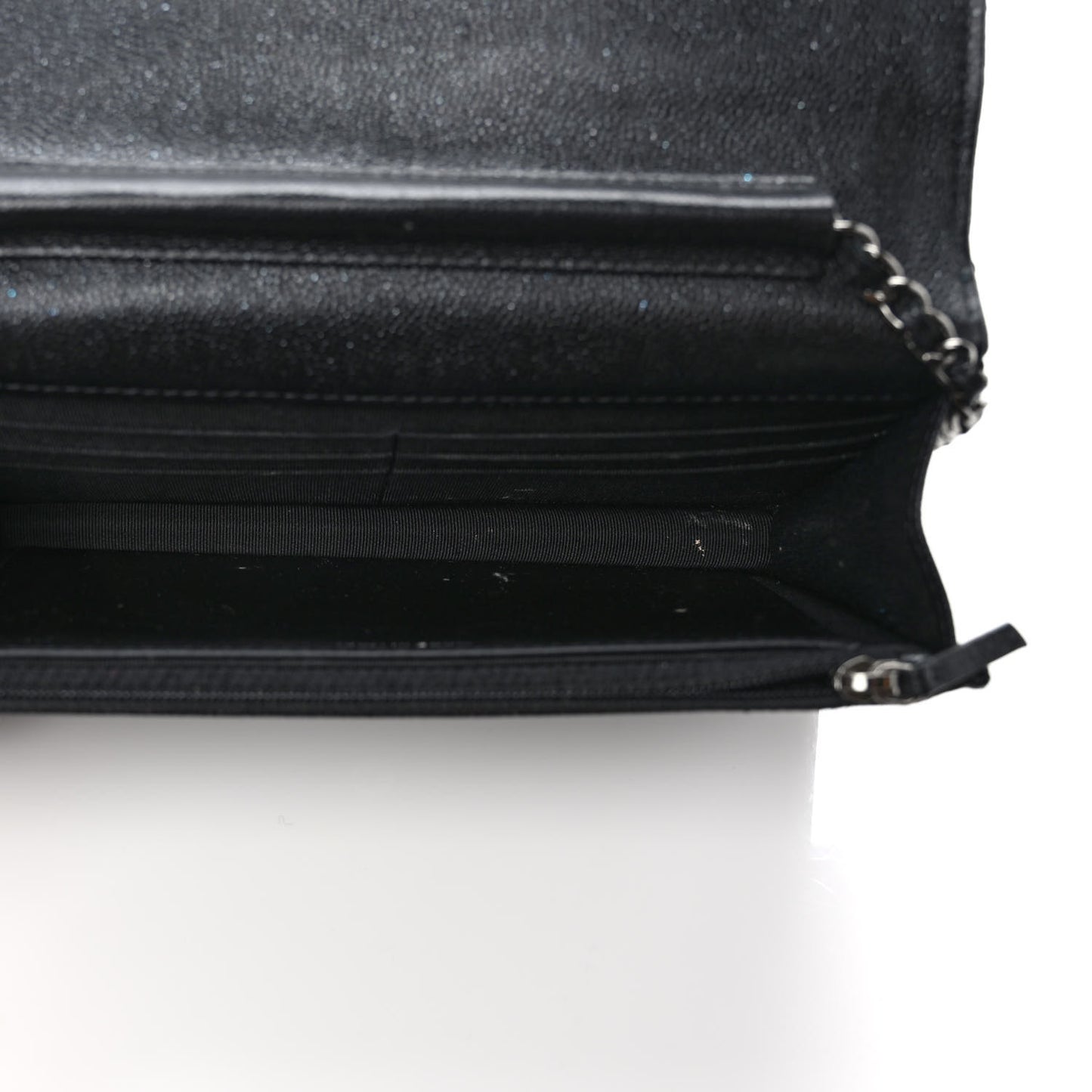Iridescent Caviar Quilted Wallet on Chain WOC Black
