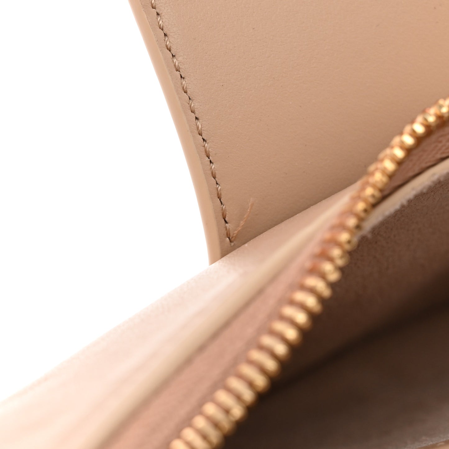 Smooth Calfskin Medium Strap Ava Triomphe Shoulder Bag Nude