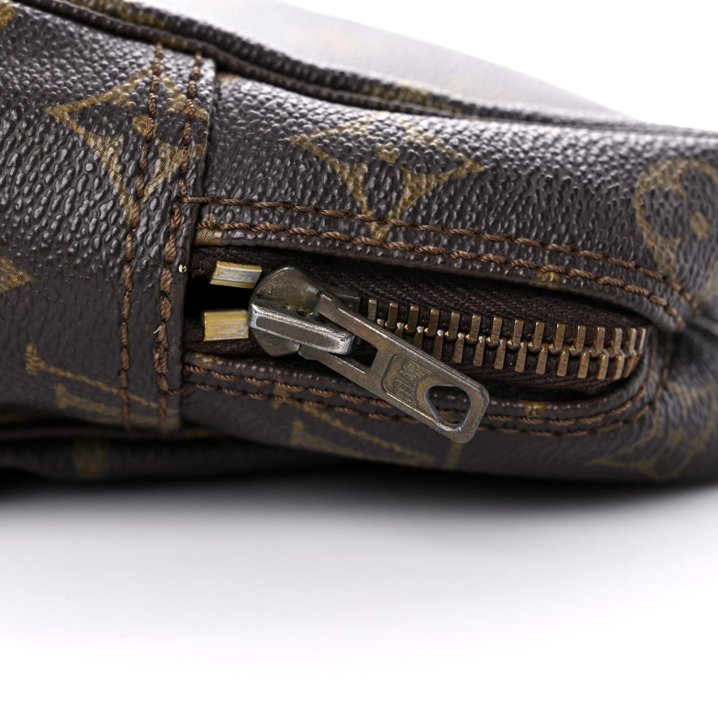 Monogram Trousse Toilette 28