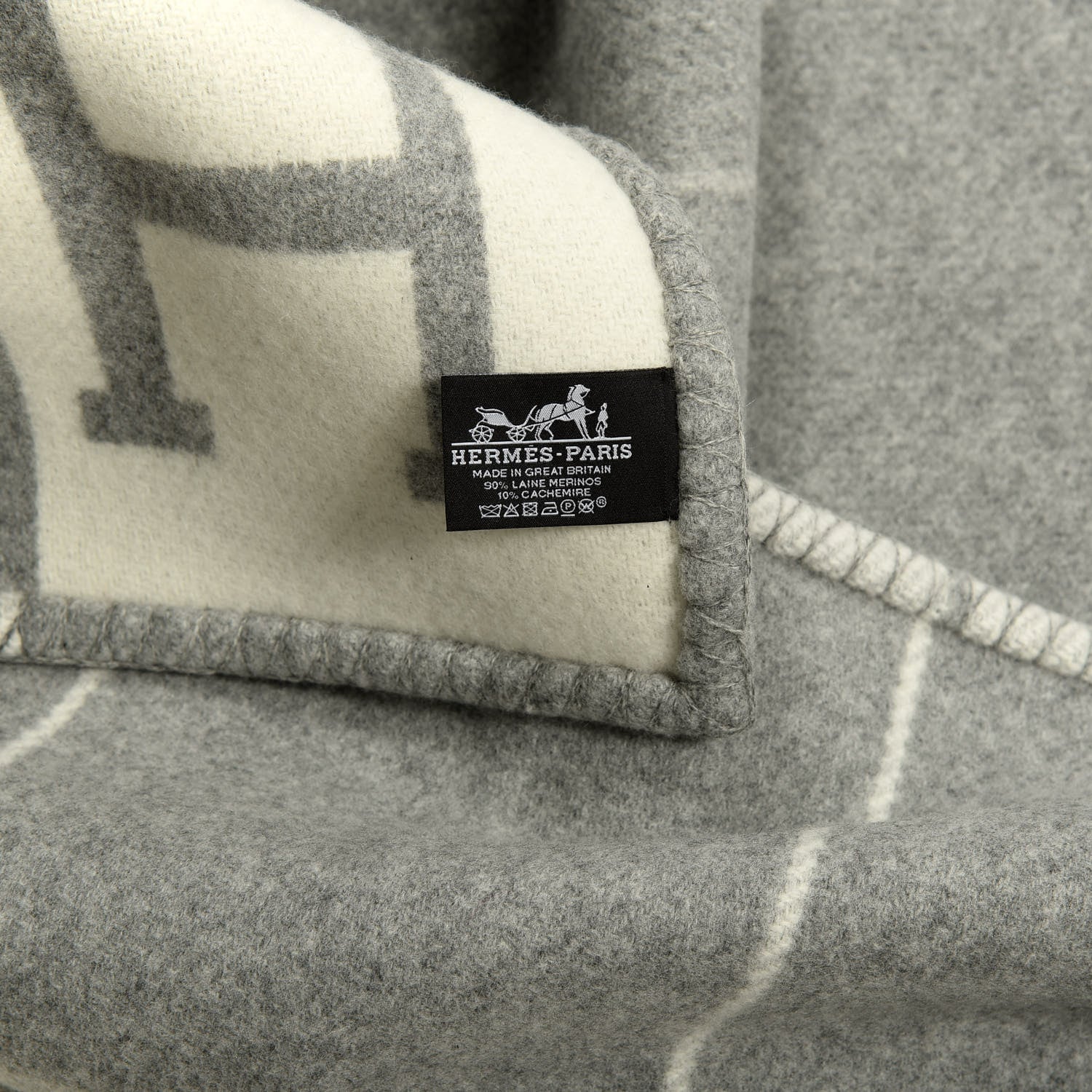 Hermes Wool Cashmere Avalon III Blanket Ecru Gris Clair 3 of 3