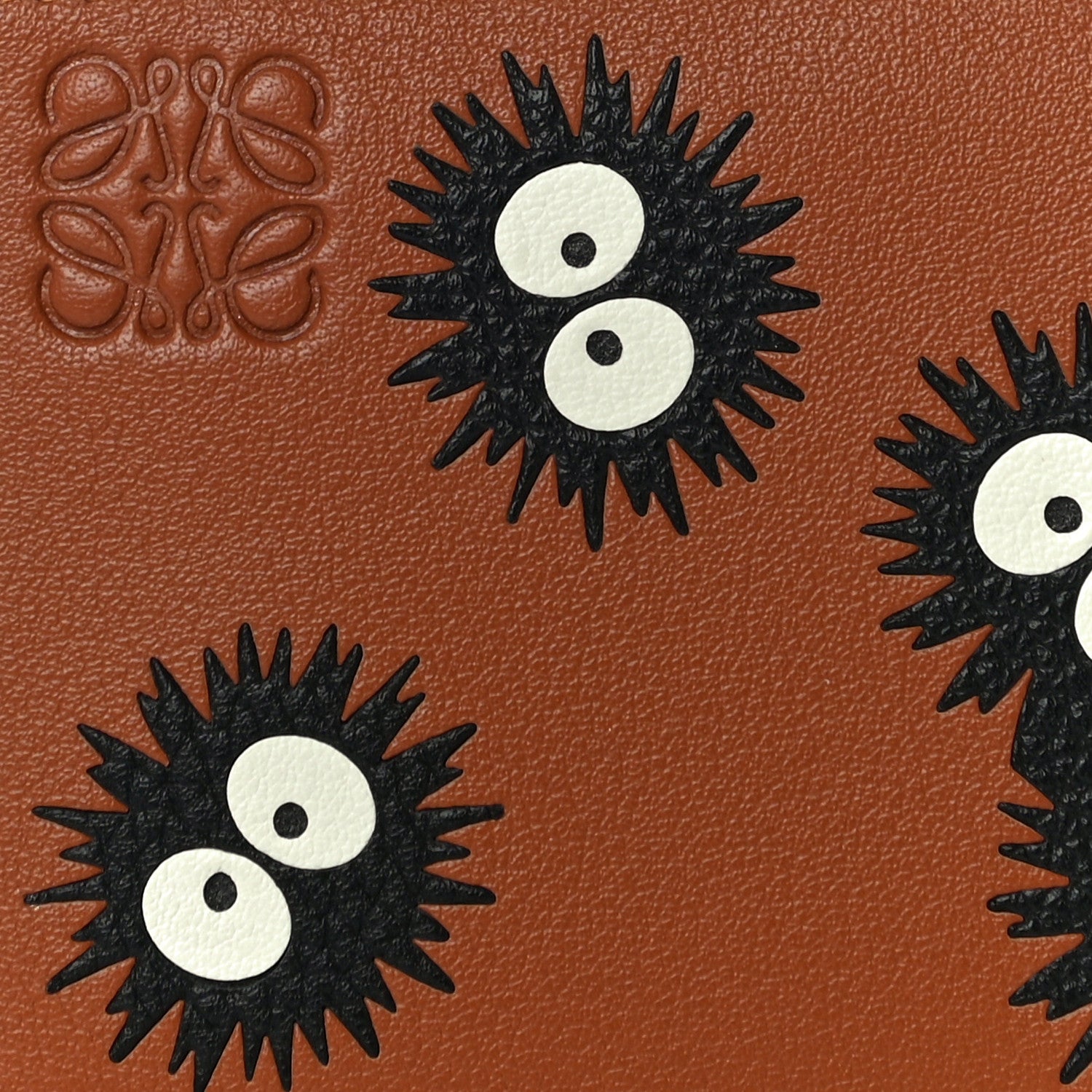 Loewe X SPIRITED AWAY Calfskin Susuwatari Compact Zip Wallet Havane 8 of 11
