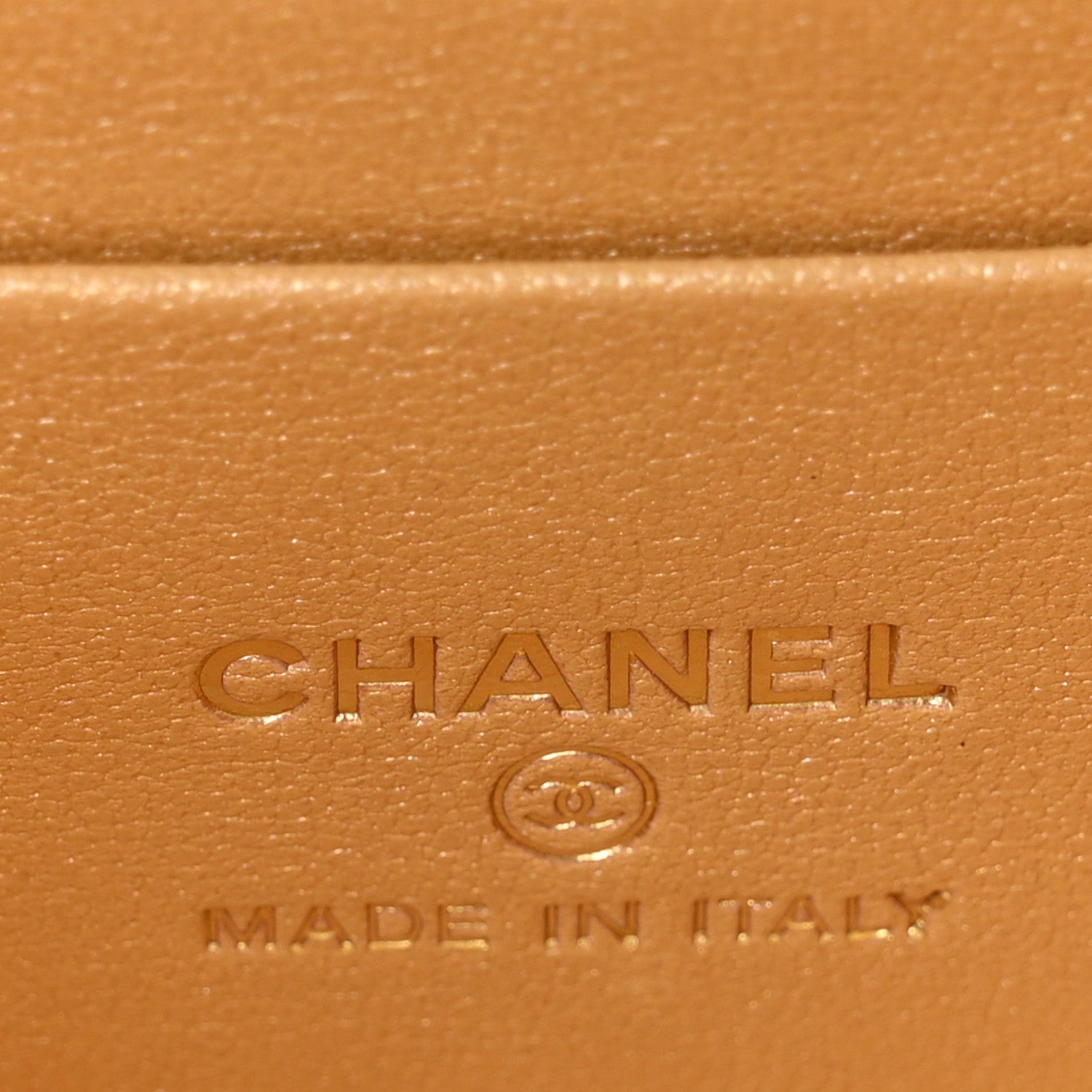 Chanel Metallic Lambskin Quilted Sweetheart Vanity Case Gold 5 of 10