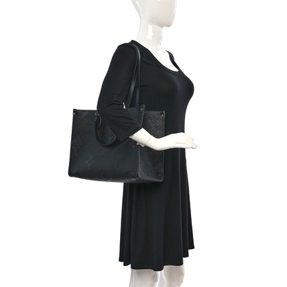 Louis Vuitton Empreinte Monogram Giant Onthego MM Black 2 of 8