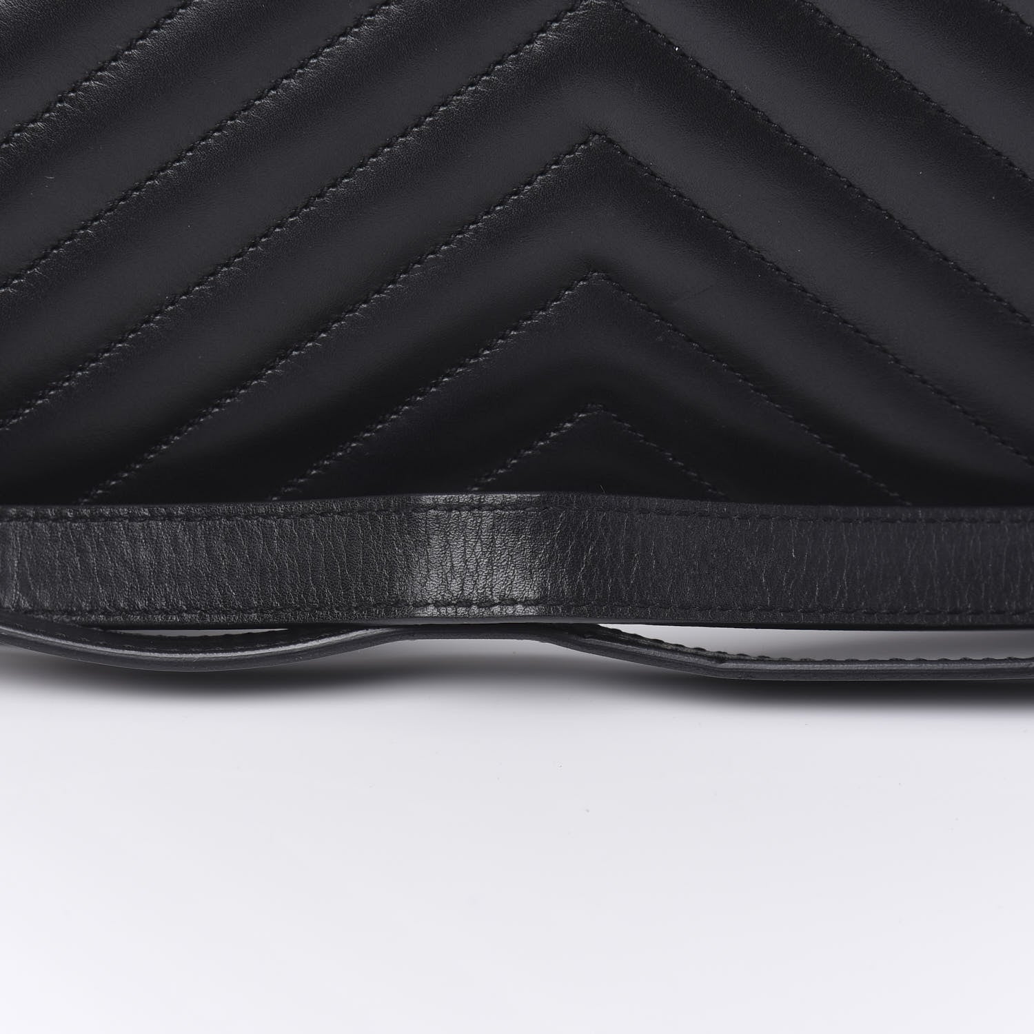 Saint Laurent Smooth Calfskin Matelasse Chevron Large Monogram Satchel Black 12 of 12