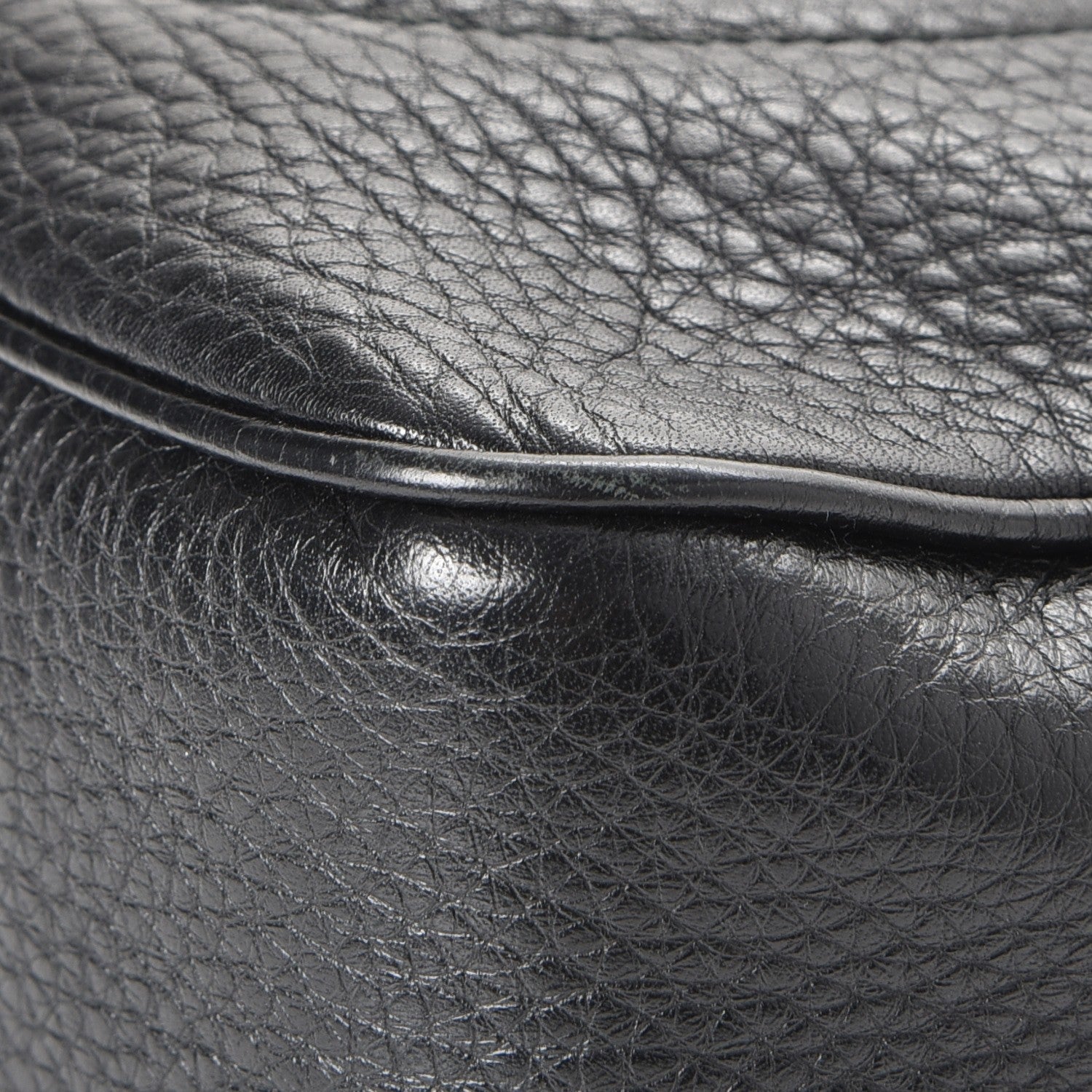 Gucci Pebbled Calfskin Small Soho Disco Bag Black 9 of 11