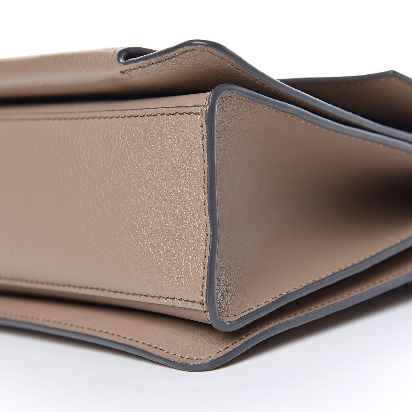 Sugar Goatskin Medium GV3 Shoulder Bag Linen