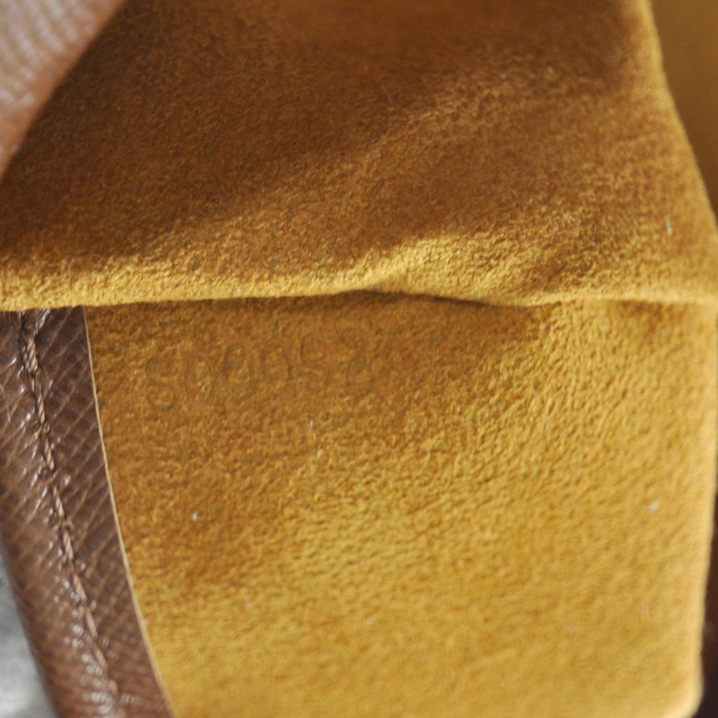 Monogram Musette Tango