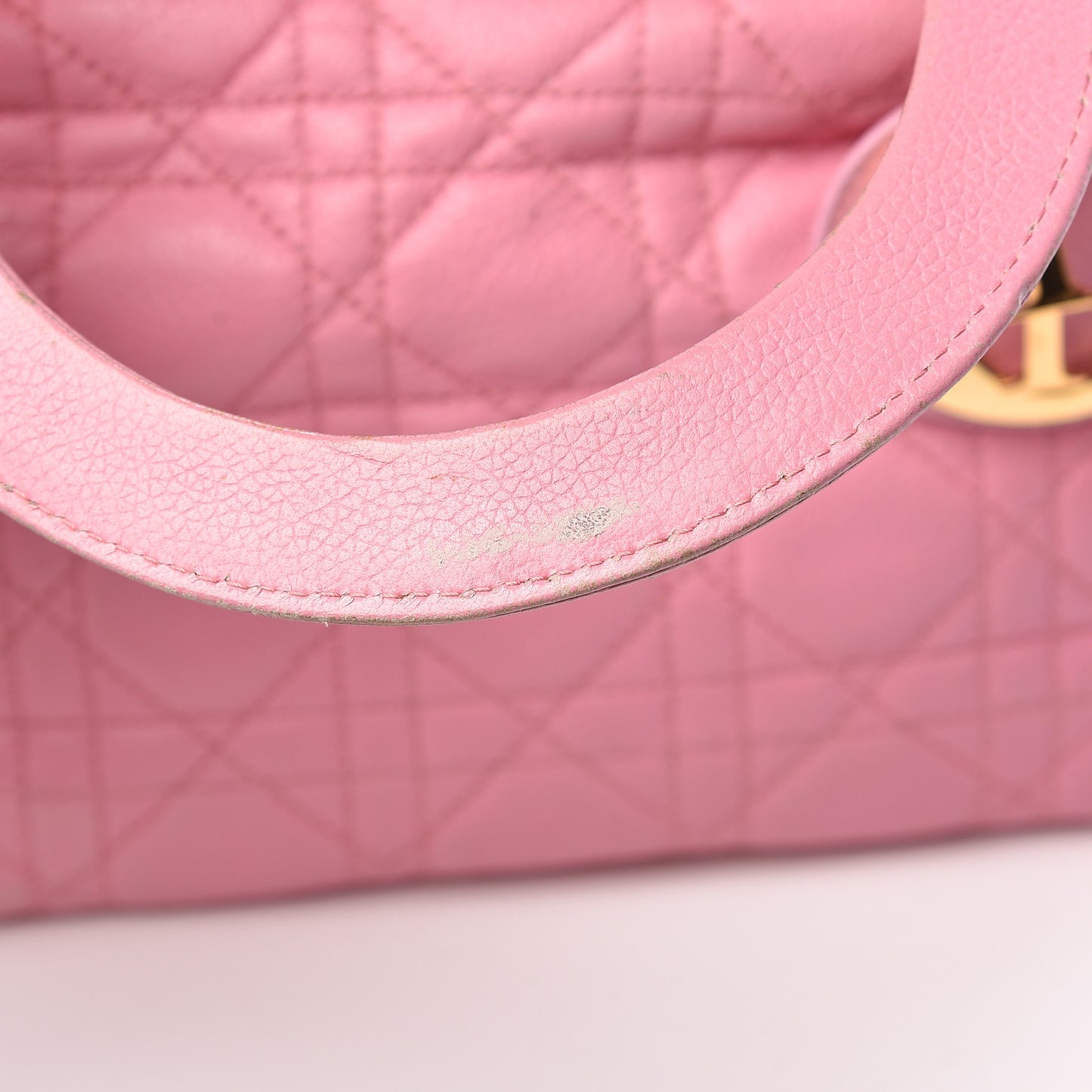 Grained Calfskin Cannage Medium Lady Dior Pink