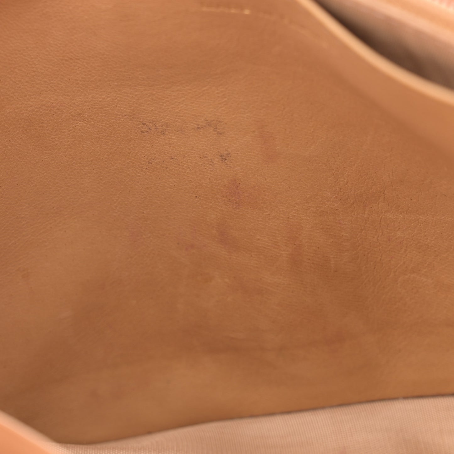 Caviar Timeless CC Wallet on Chain WOC Beige