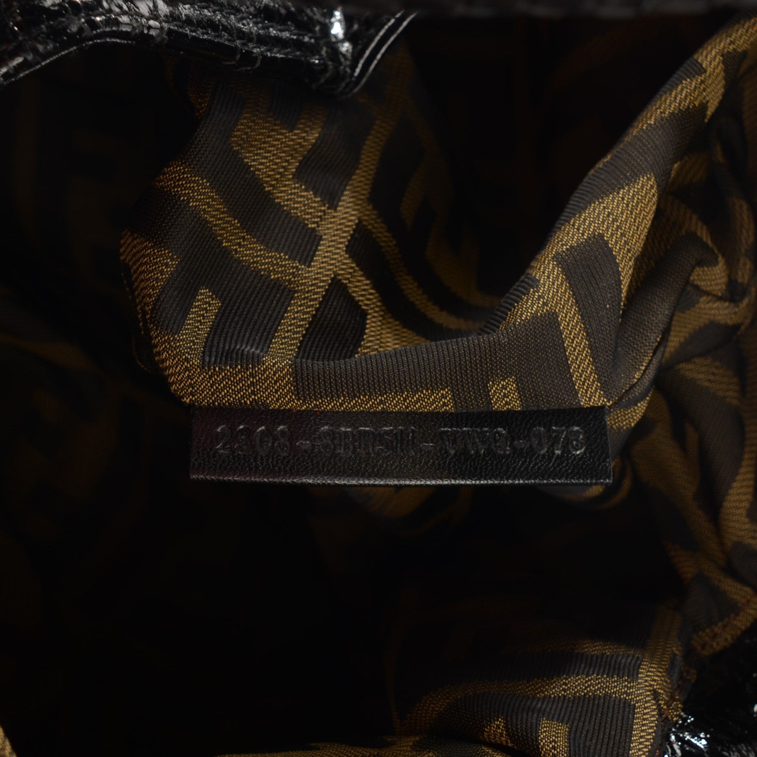 Fendi Crispe Vernice Spy Black 6 of 7
