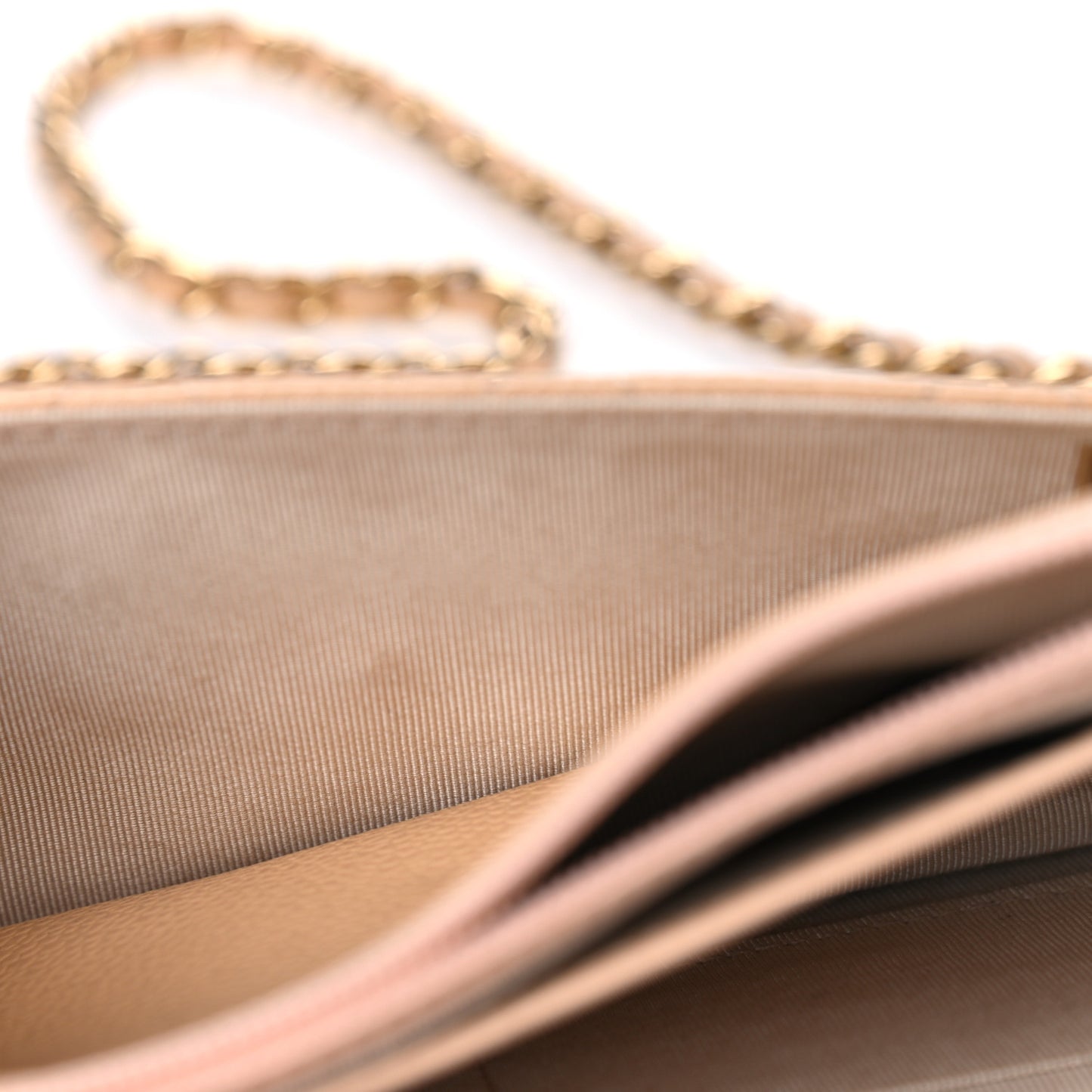 Caviar Quilted Wallet On Chain WOC Beige