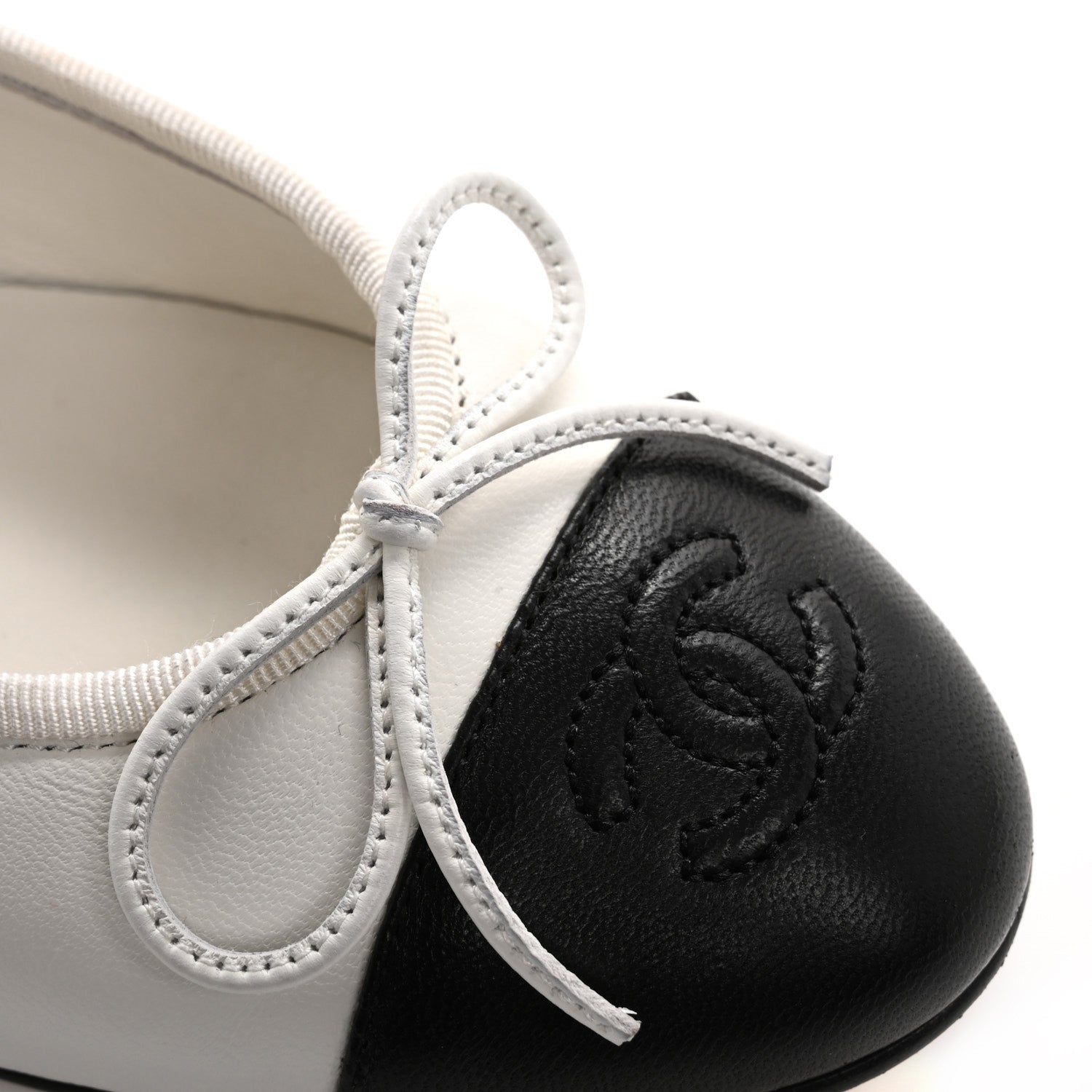 Chanel Lambskin Cap Toe CC Ballerina Flats 36 White Black 12 of 12