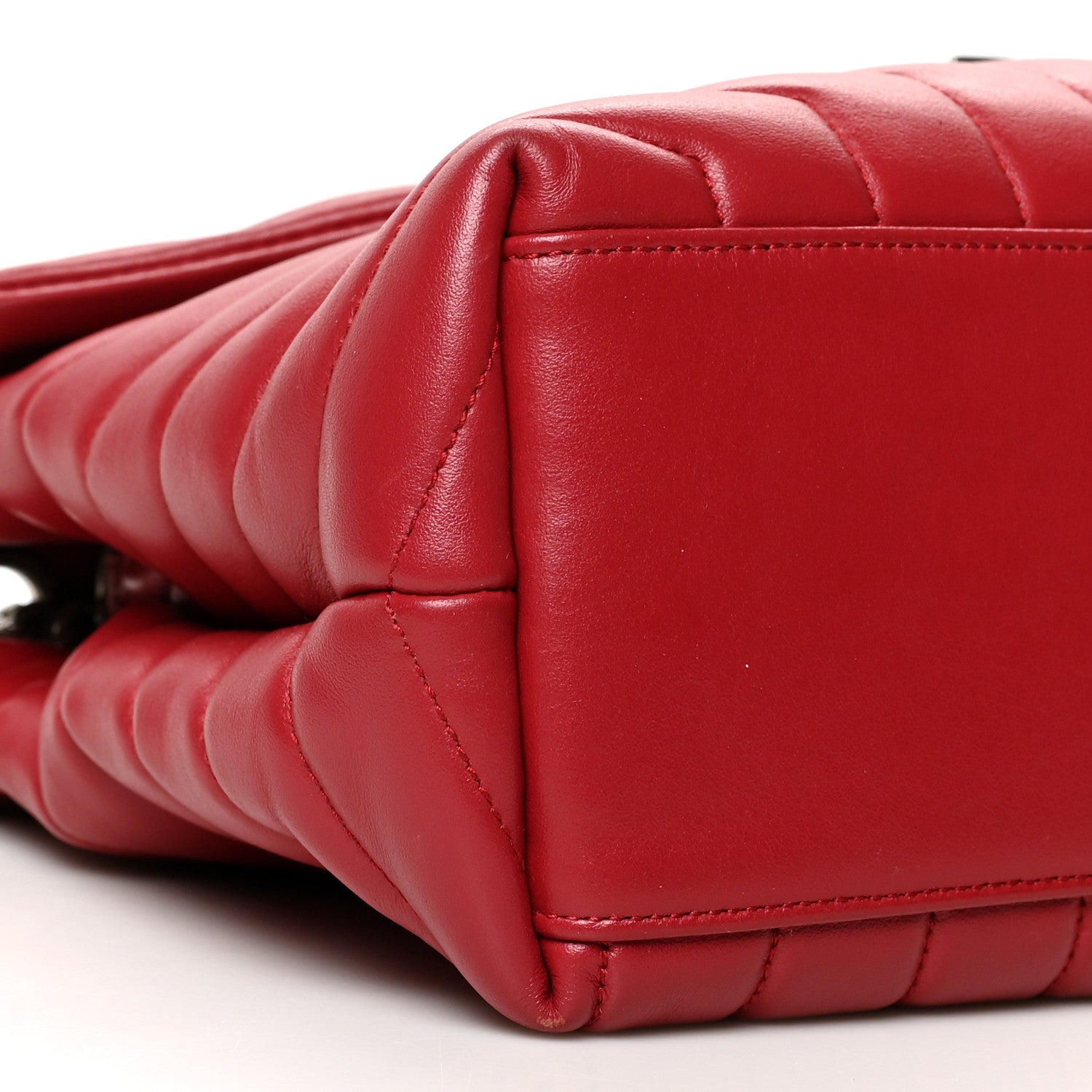 Saint Laurent Calfskin Y Quilted Monogram Medium Loulou Chain Satchel Lipstick Red 11 of 13
