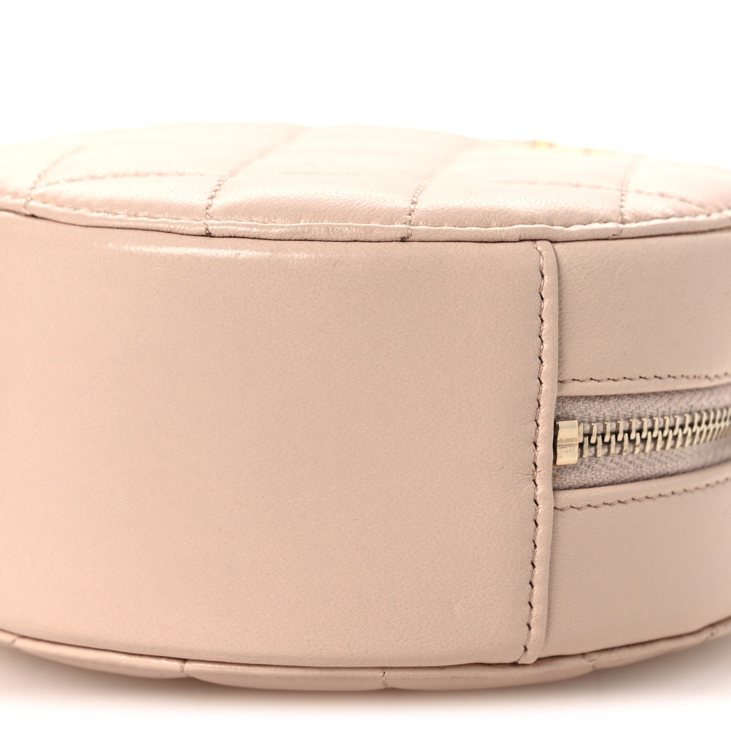 Lambskin Quilted Round Pearl Crush Clutch With Chain Pink