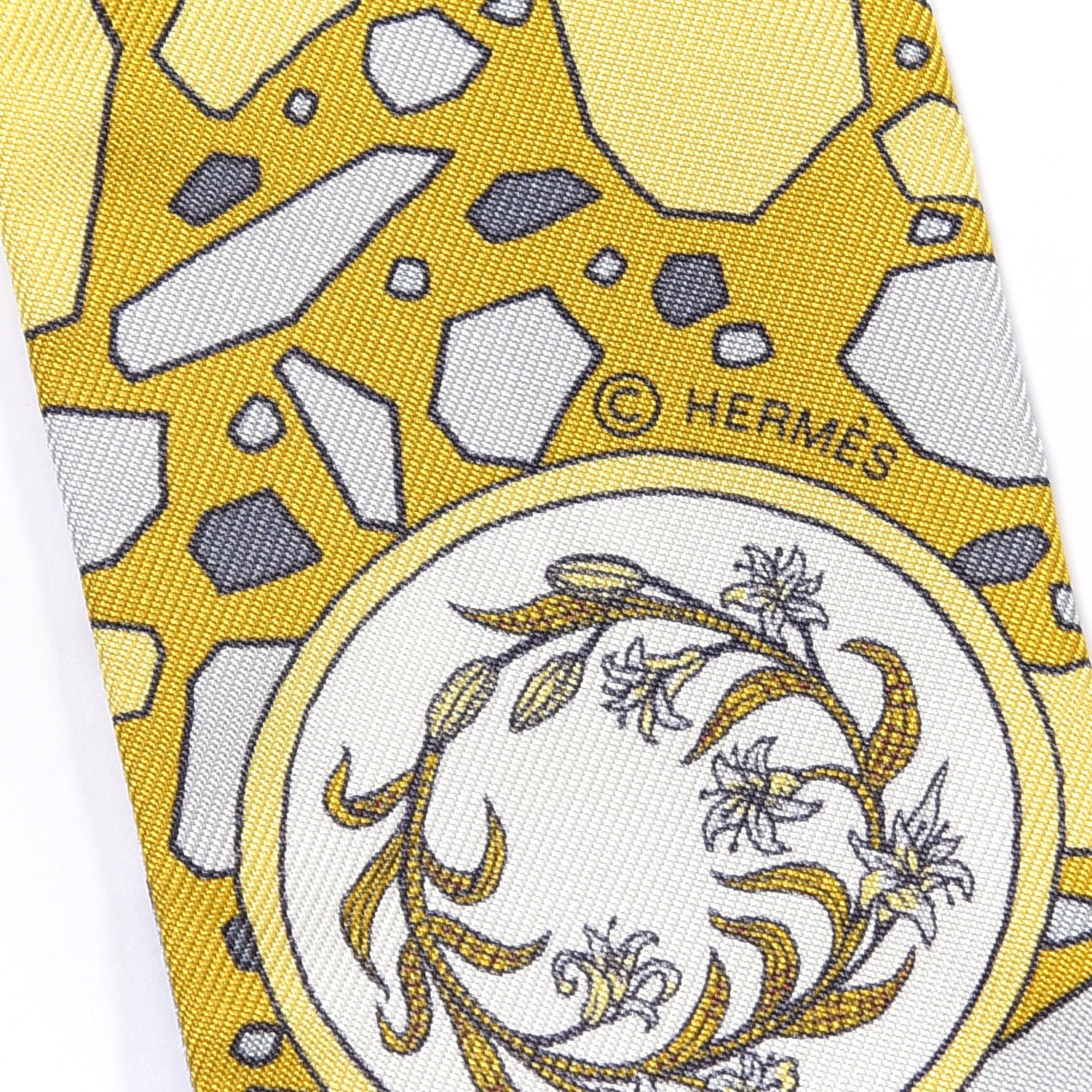 Hermes Silk La Danse Des Amazones Twilly Gris White Gold 3 of 4