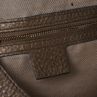 Gucci Metallic Pebbled Calfskin Large Soho Shoulder Bag Golden Beige 6 of 10