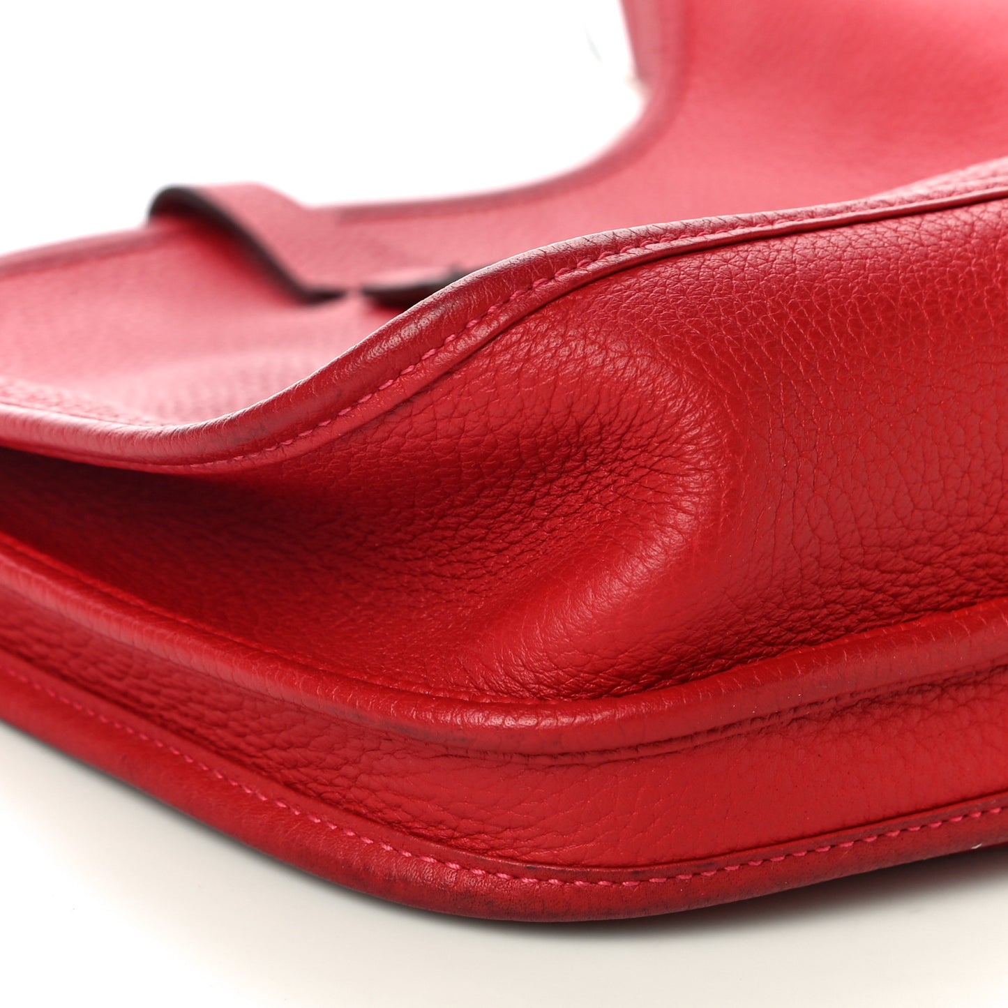 Taurillon Clemence Evelyne III PM Rouge Casaque