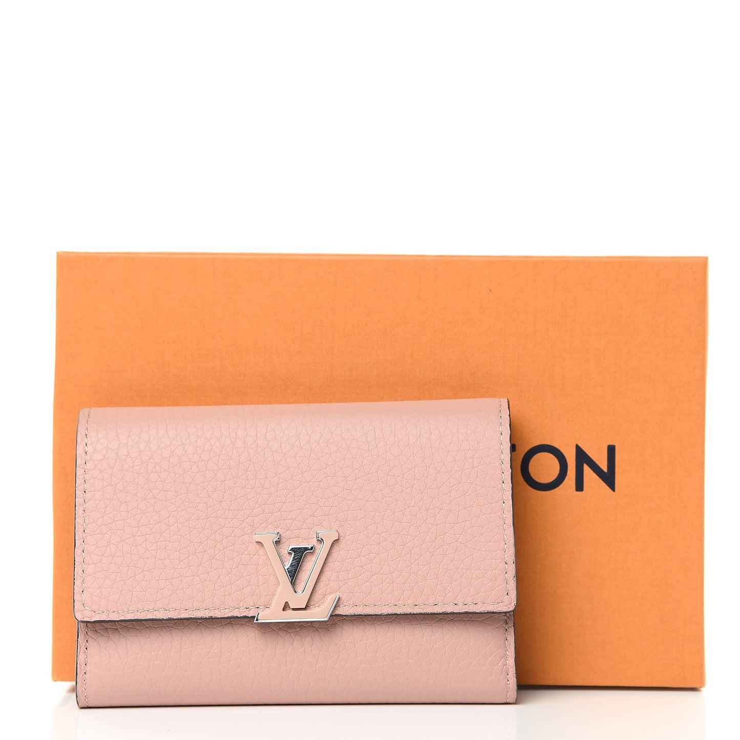 Taurillon Capucines Compact Wallet Magnolia