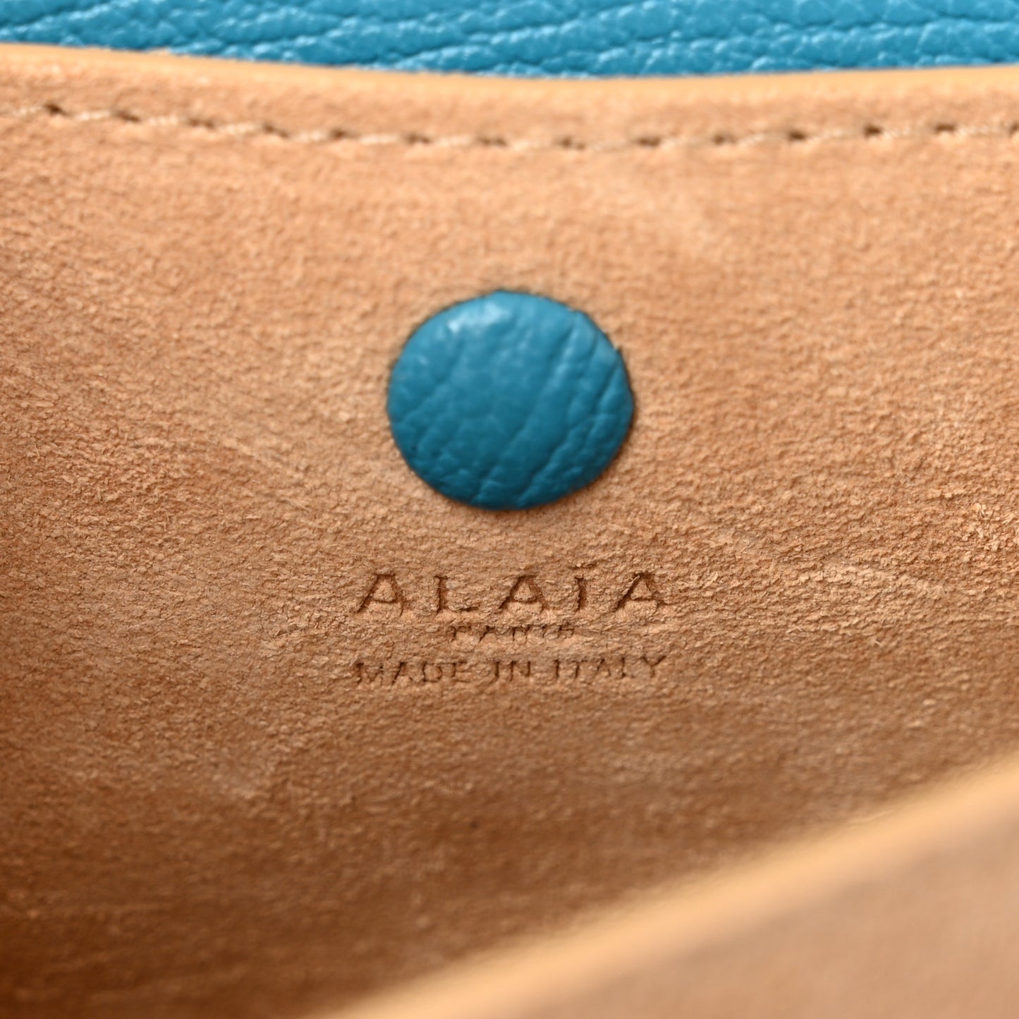 Grained Calfskin Small Le Papa Crossbody Bleu Lagon