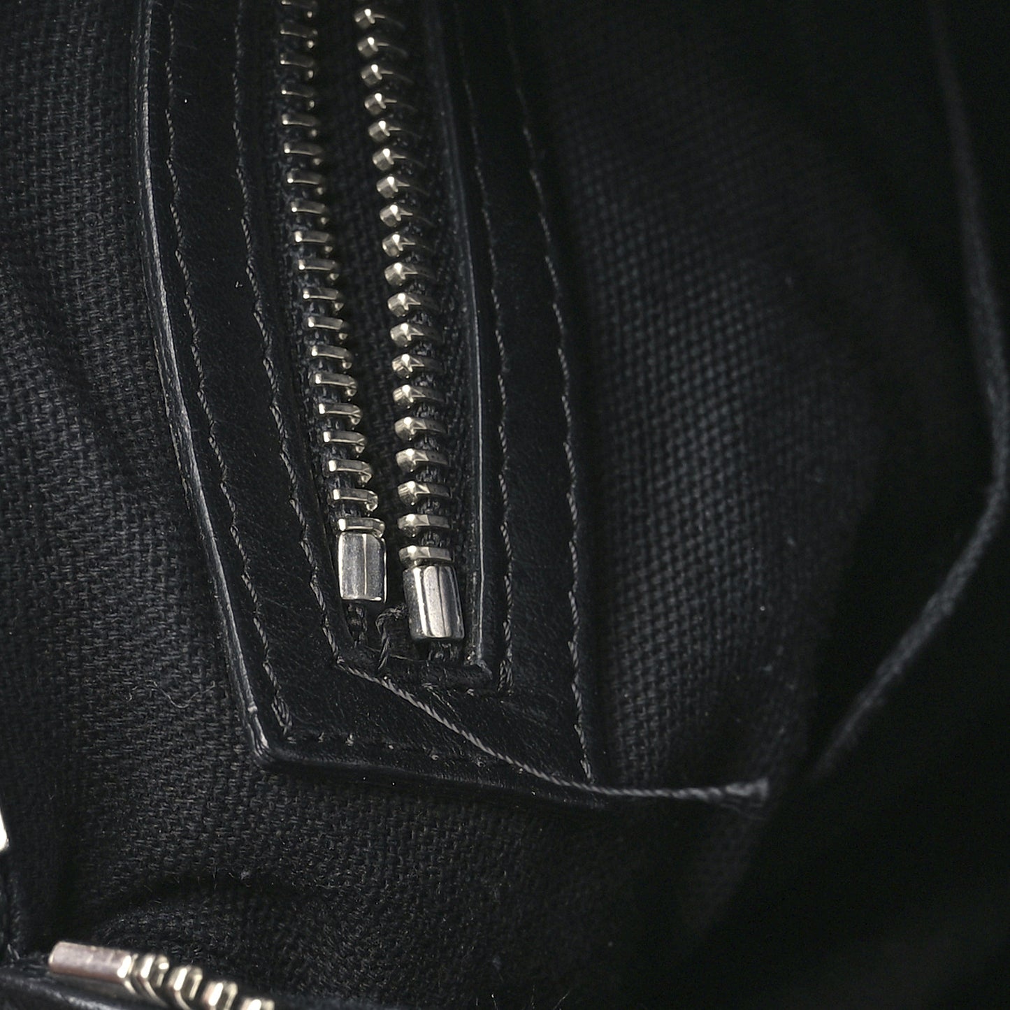 Calfskin Medium Pandora Logo Strap Black