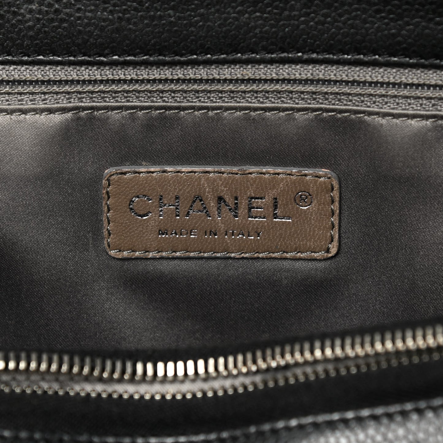 Caviar Quilted XXL Grand Shopping Tote GST Dark Grey