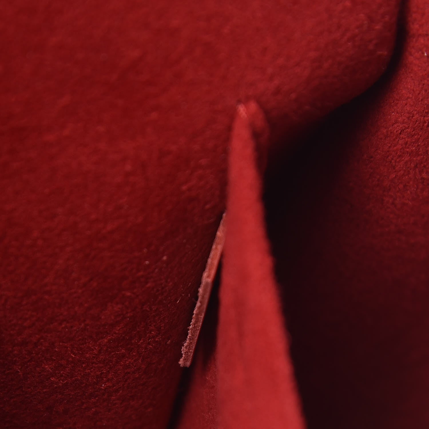 Louis Vuitton Epi Saint Cloud Coquelicot 7 of 9