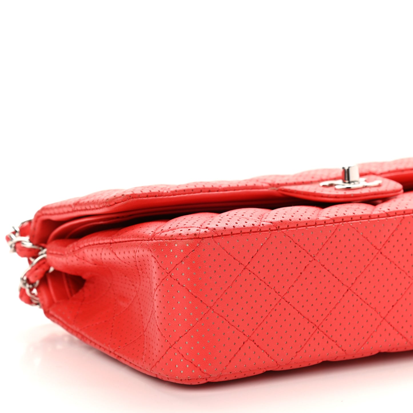 Lambskin Perforated Medium Double Flap Red