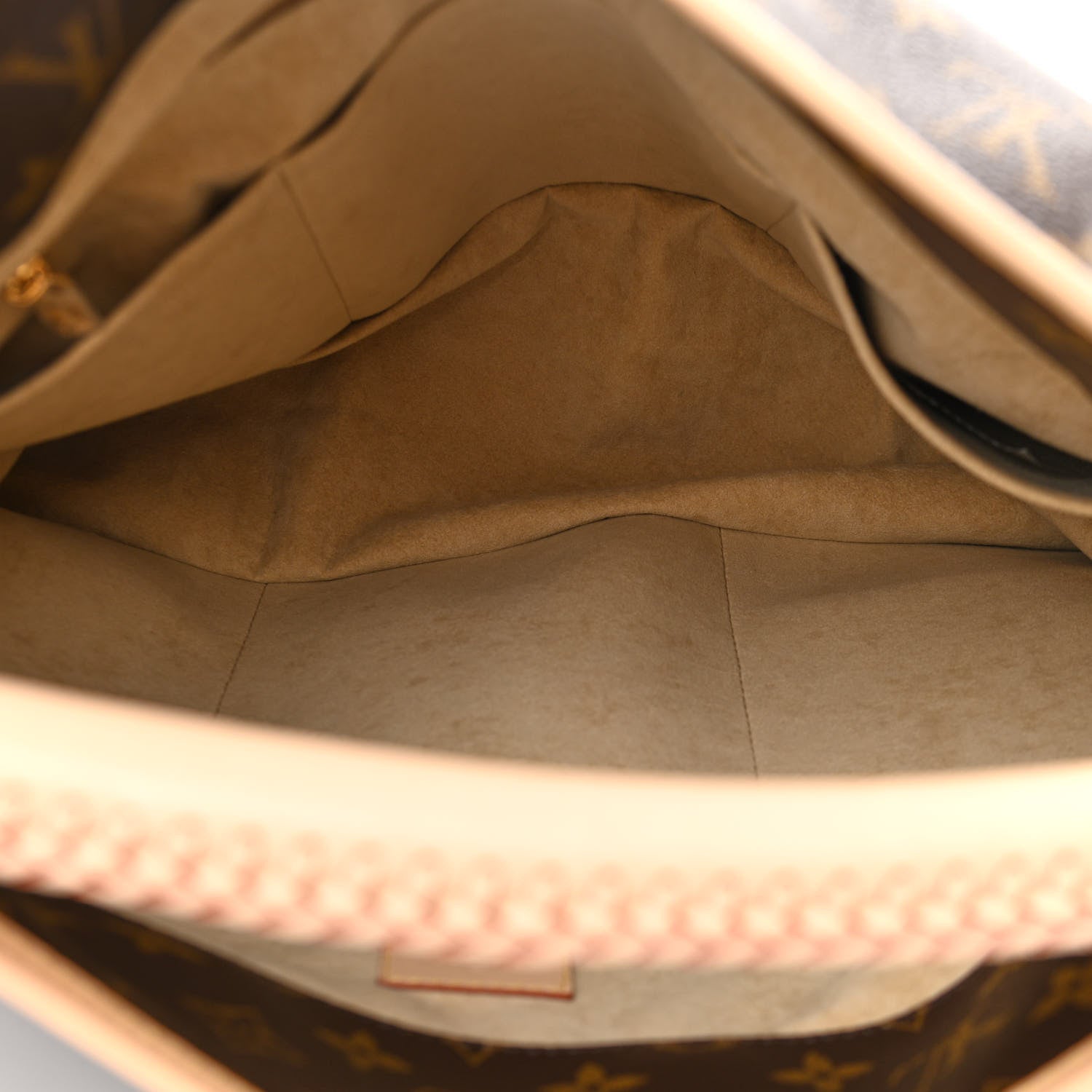 Louis Vuitton Monogram Artsy MM 5 of 9