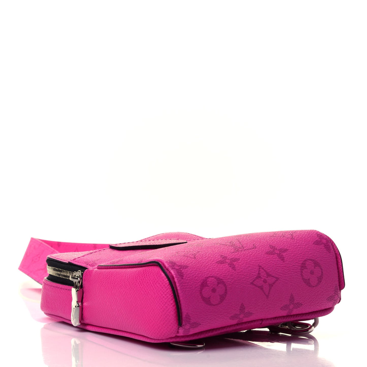 Taigarama Outdoor Slingbag Fuchsia